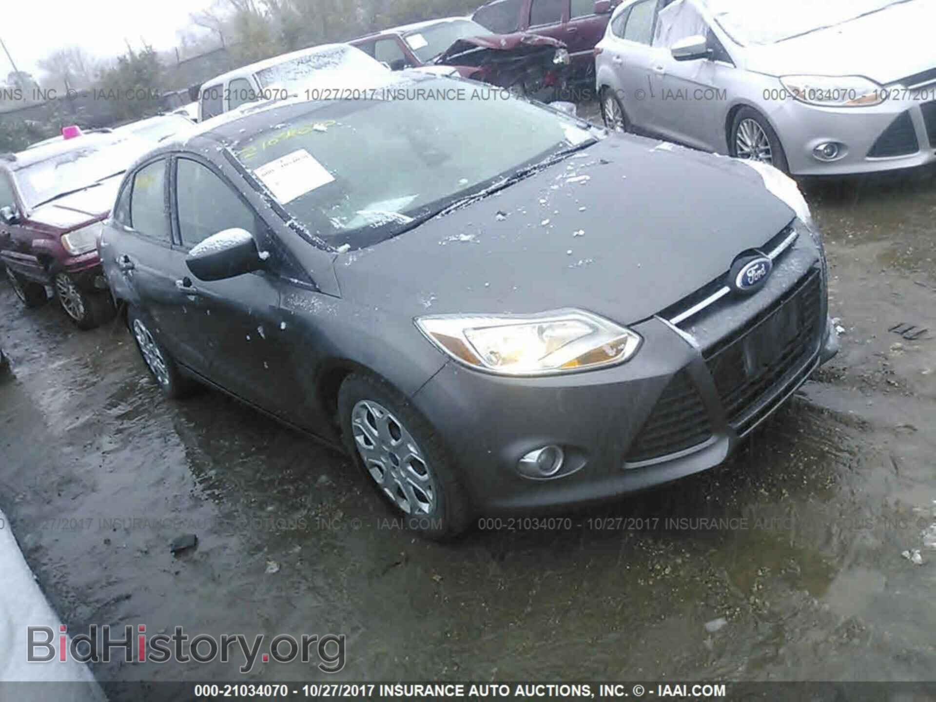 Photo 1FAHP3F26CL258475 - Ford Focus 2012