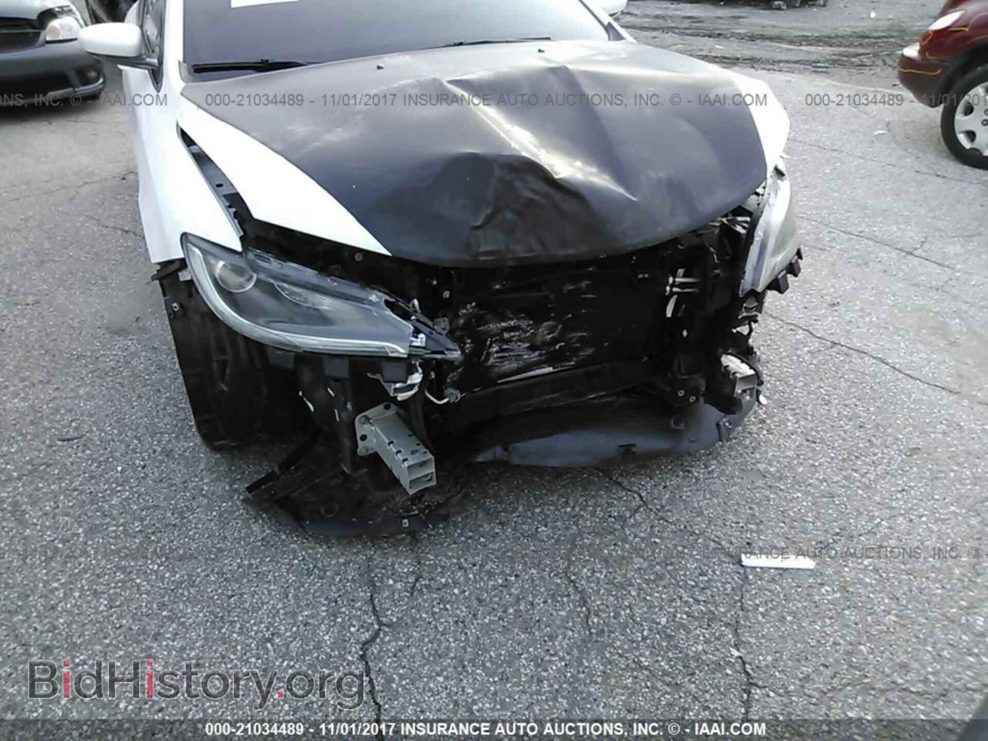 2015 Chrysler 200 - VIN: 1C3CCCBG1FN518358 - Photo 6