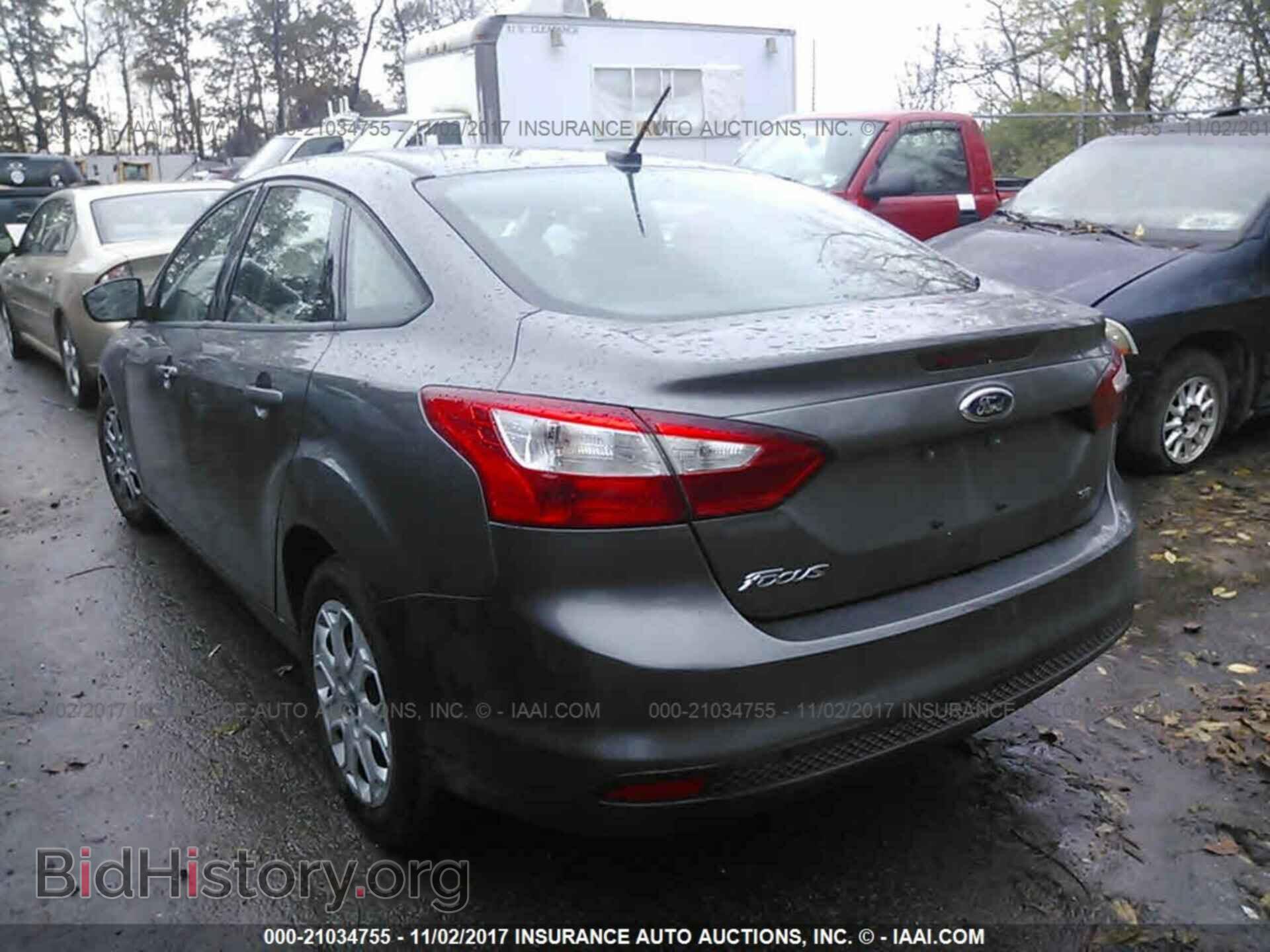 2012 Ford Focus - VIN: 1FAHP3F21CL201617 - Фото 3