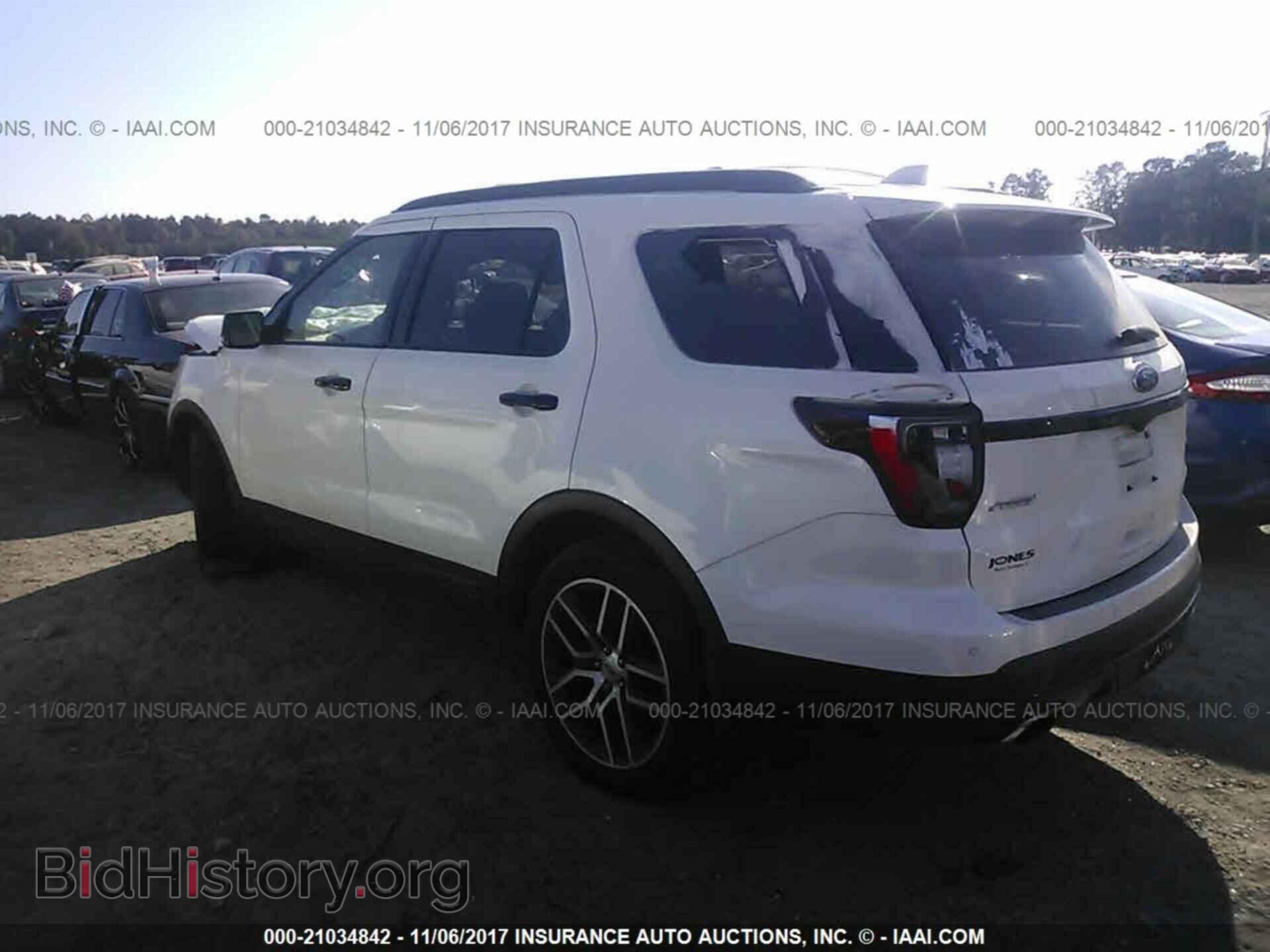 2016 Ford Explorer - VIN: 1FM5K8GT2GGB58321 - Photo 3