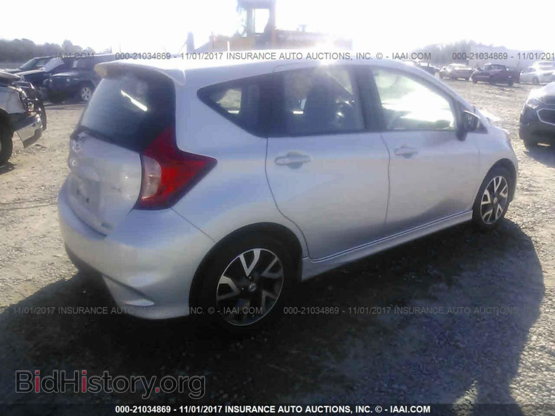 2015 Nissan Versa note - VIN: 3N1CE2CP9FL449288 - Фото 4