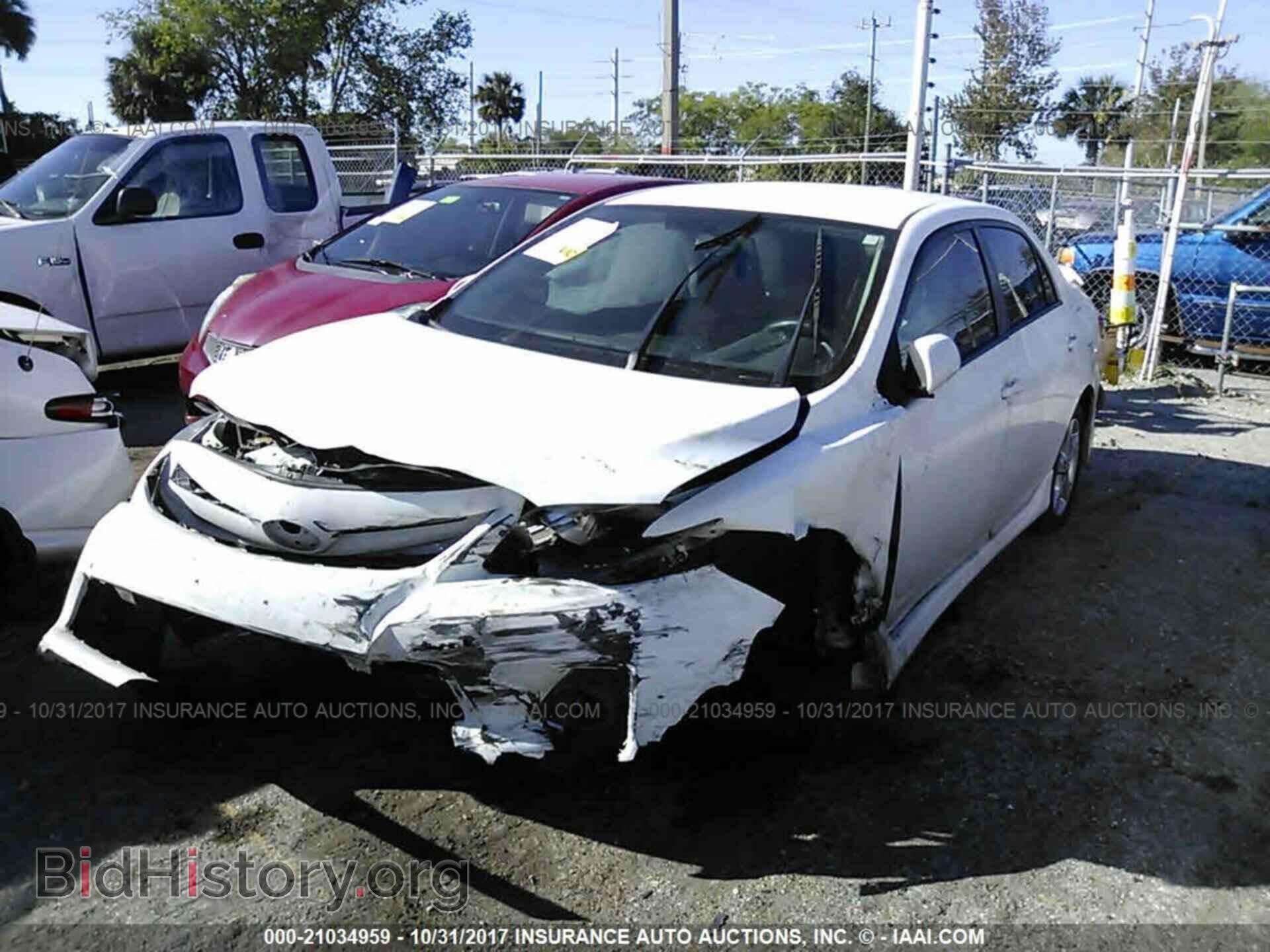 2011 Toyota Corolla - VIN: 2T1BU4EE9BC596226 - Фото 2