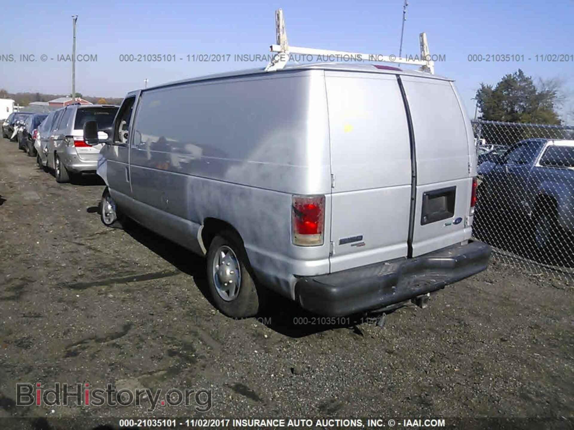 2011 Ford Econoline - VIN: 1FTNE1EW5BDA27958 - Photo 3