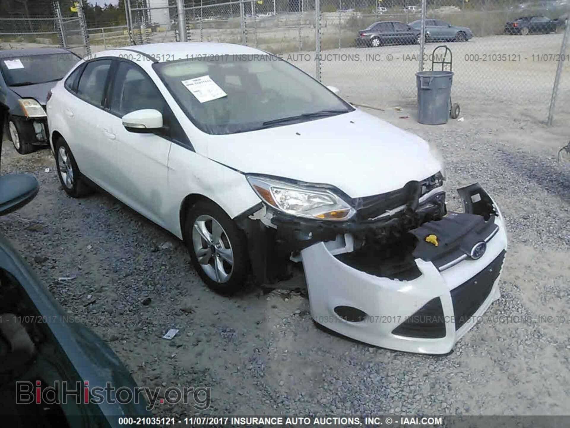 Photo 1FADP3F28DL320975 - Ford Focus 2013