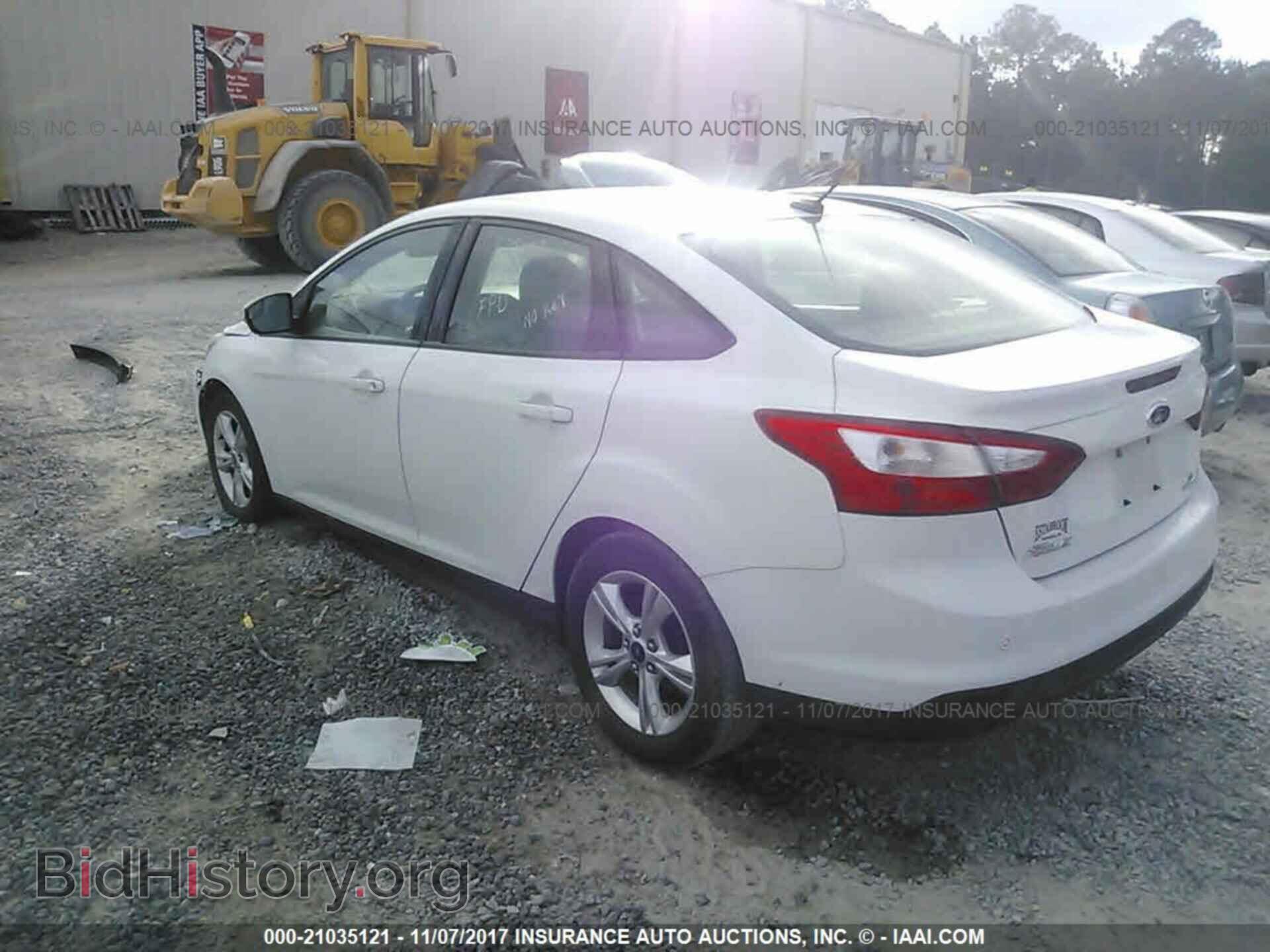 2013 Ford Focus - VIN: 1FADP3F28DL320975 - Photo 3