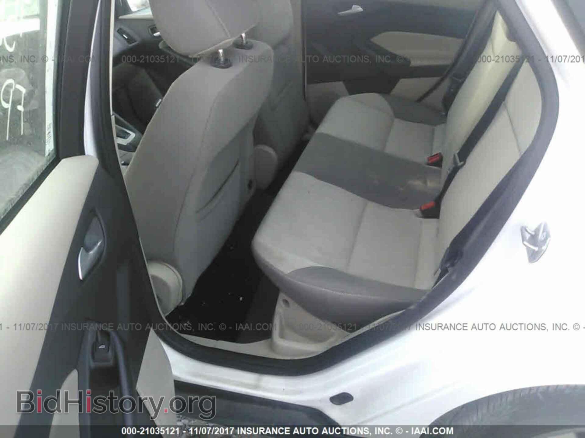 2013 Ford Focus - VIN: 1FADP3F28DL320975 - Photo 8