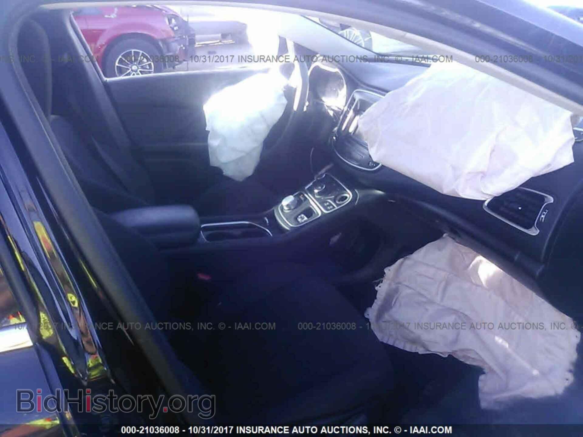 2016 Chrysler 200 - VIN: 1C3CCCAB7GN128971 - Photo 5
