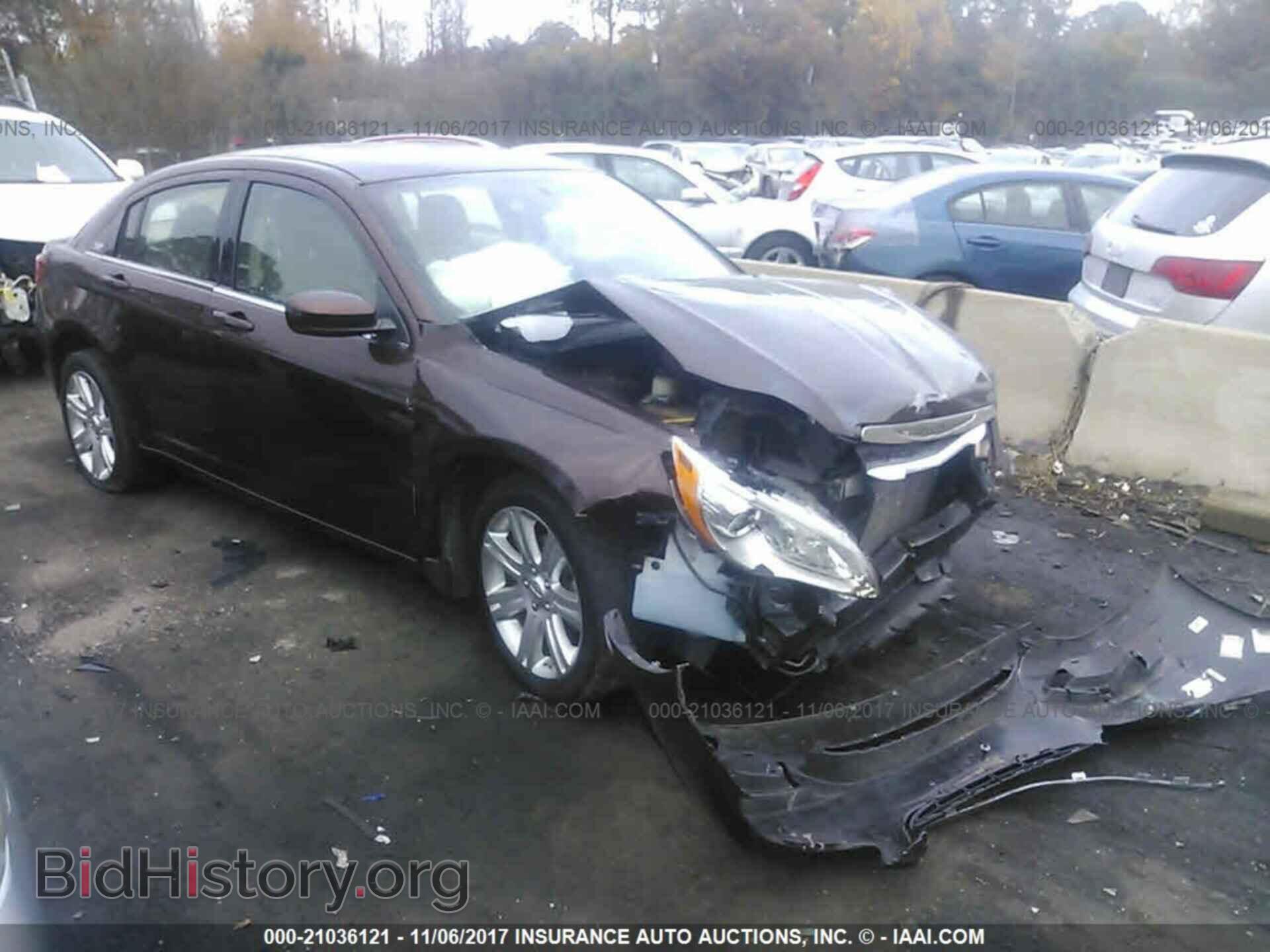 Фотография 1C3CCBBG8CN297055 - Chrysler 200 2012