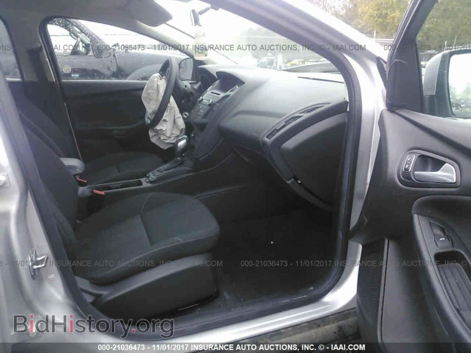 2016 Ford Focus - VIN: 1FADP3F27GL235629 - Фото 5