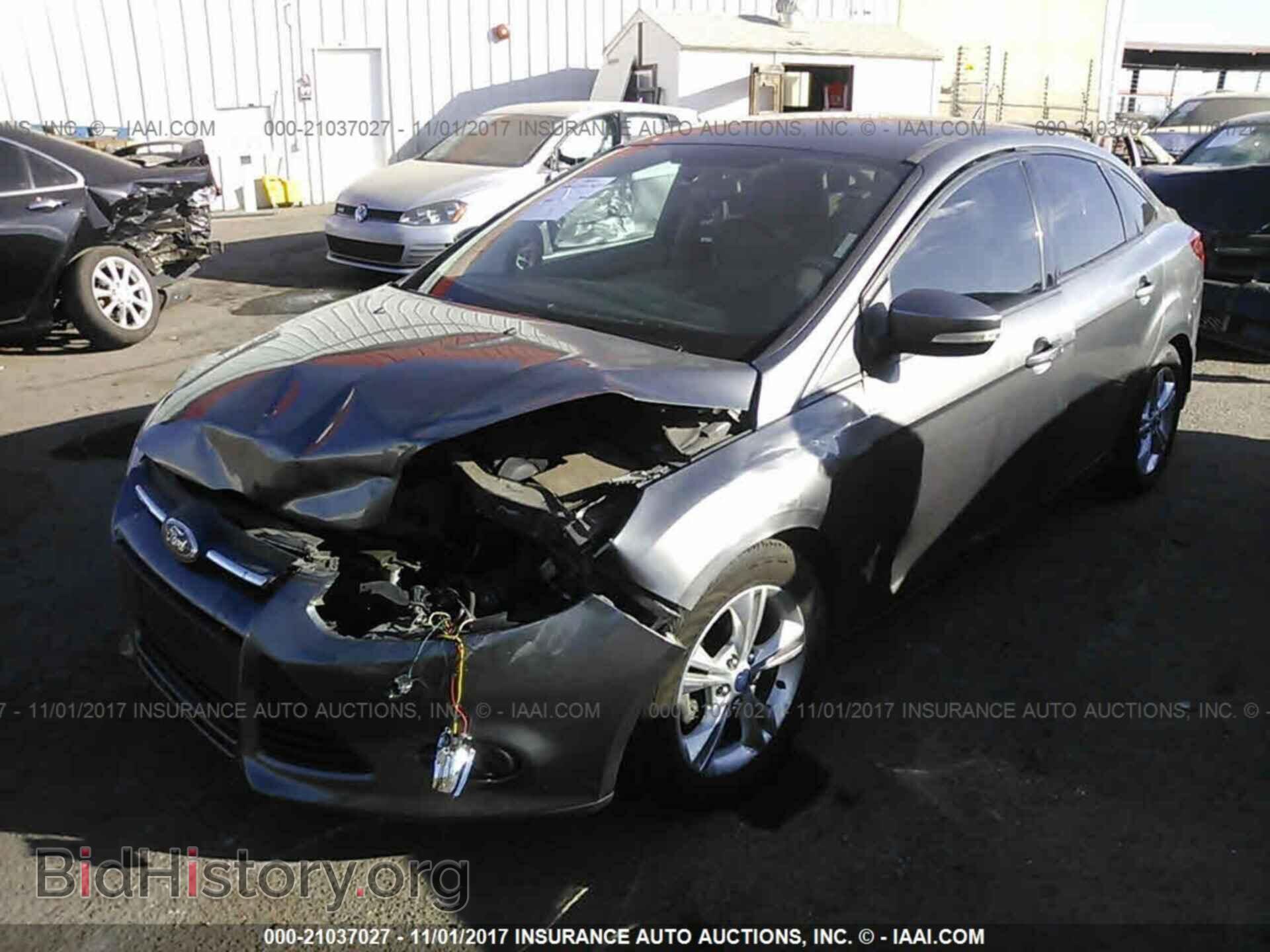 2014 Ford Focus - VIN: 1FADP3F22EL150470 - Photo 2