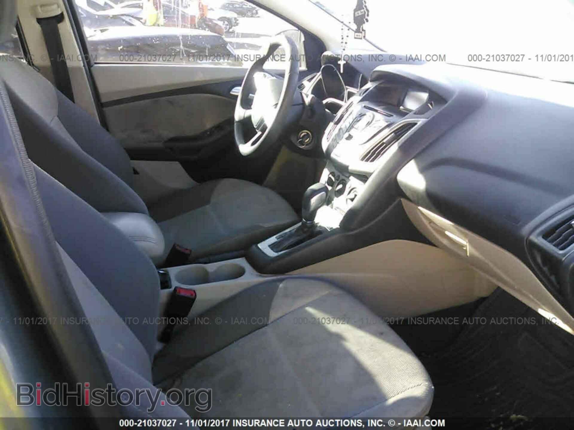2014 Ford Focus - VIN: 1FADP3F22EL150470 - Photo 5