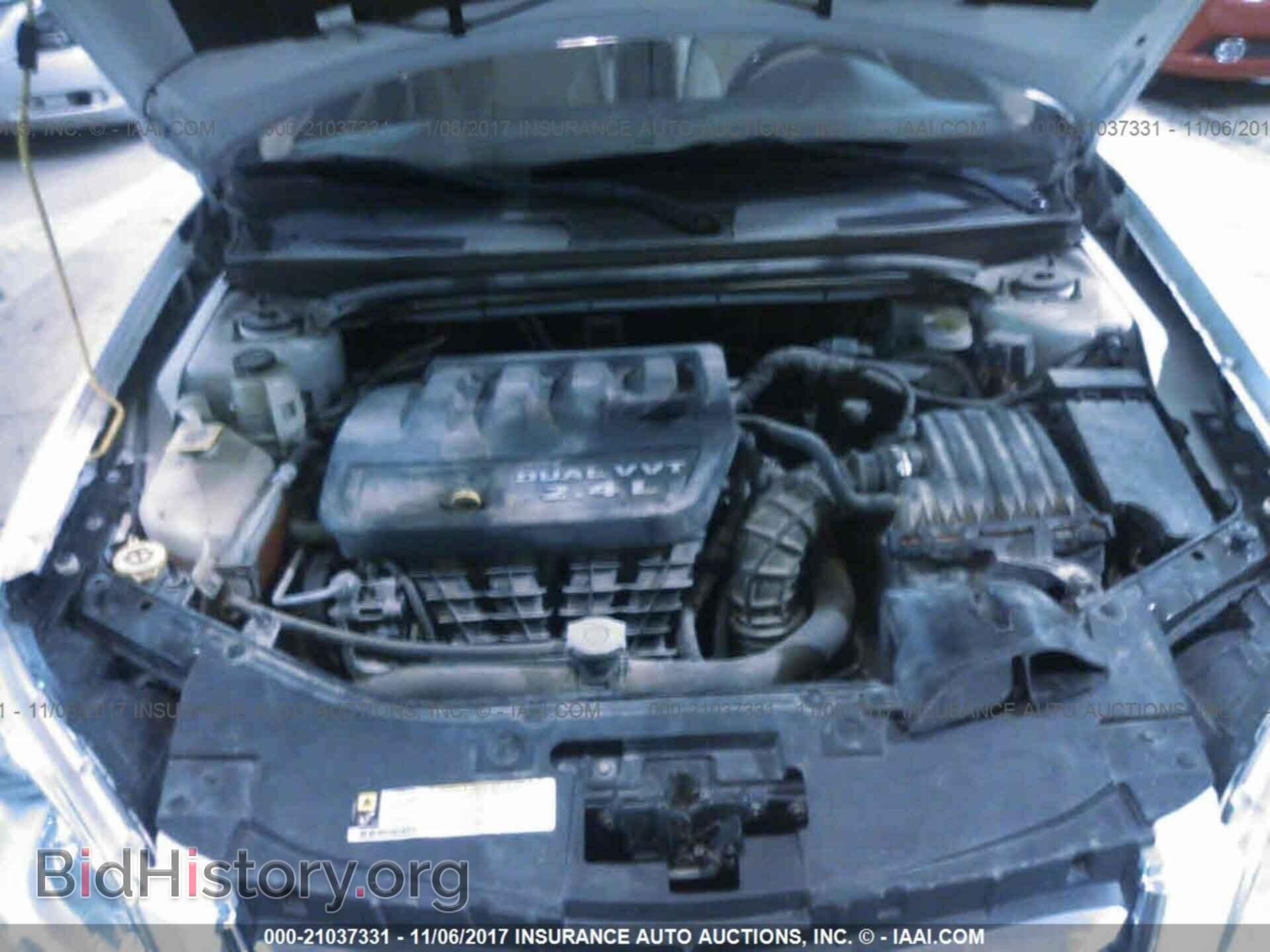 2011 Chrysler 200 - VIN: 1C3BC2FB1BN571821 - Фото 10