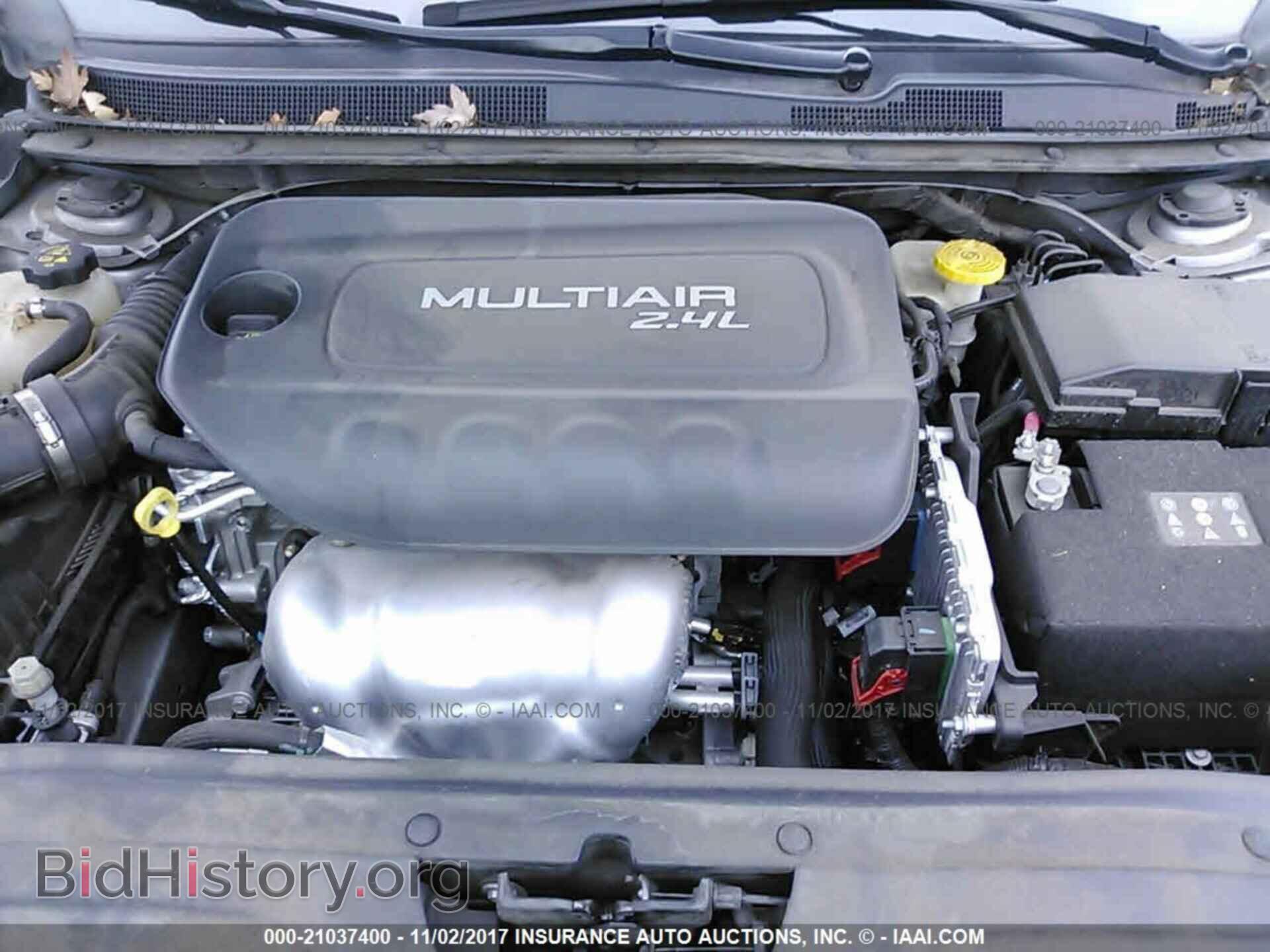 2015 Chrysler 200 - VIN: 1C3CCCAB5FN573644 - Фото 10
