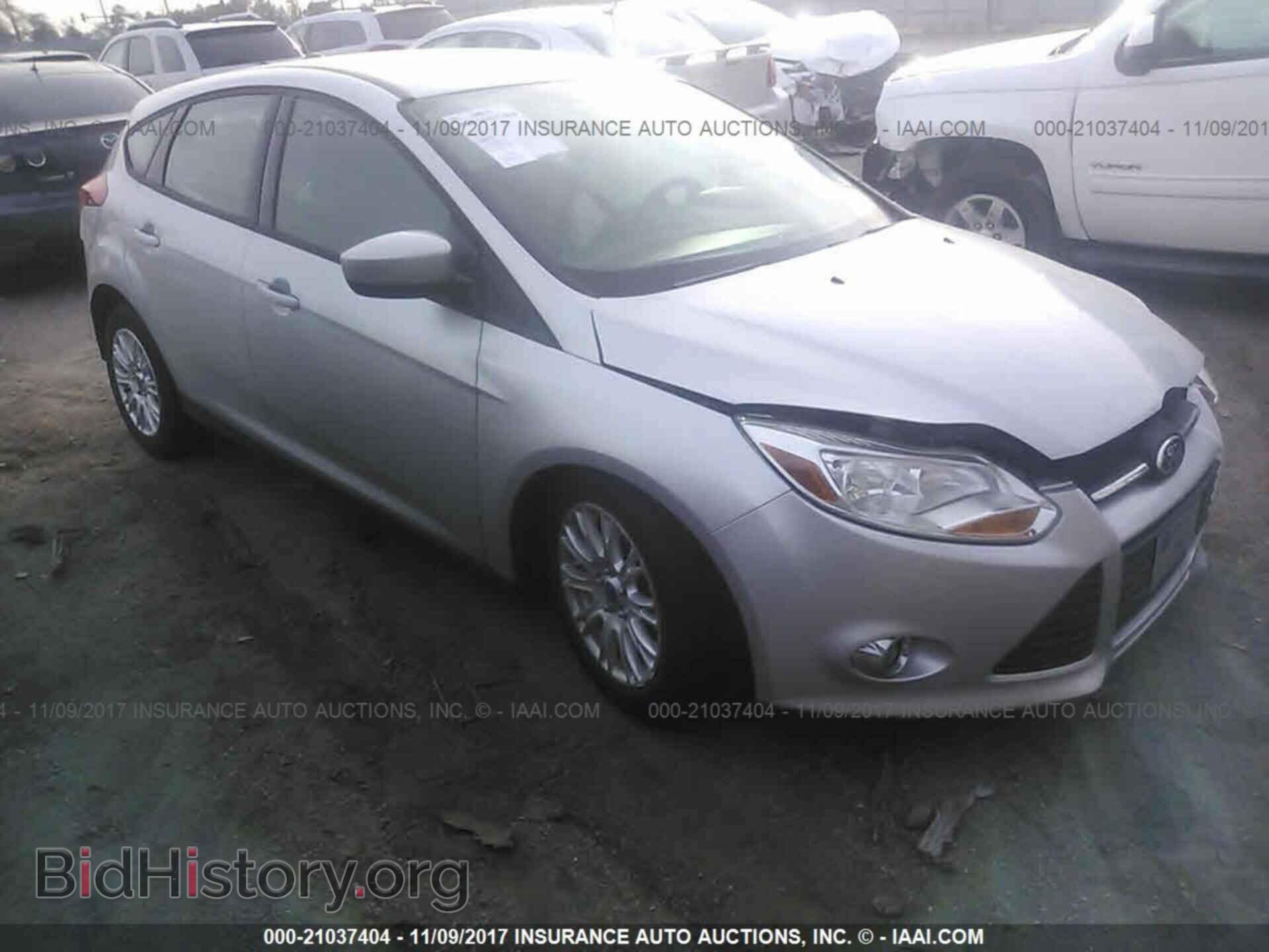 Photo 1FAHP3K20CL372879 - Ford Focus 2012