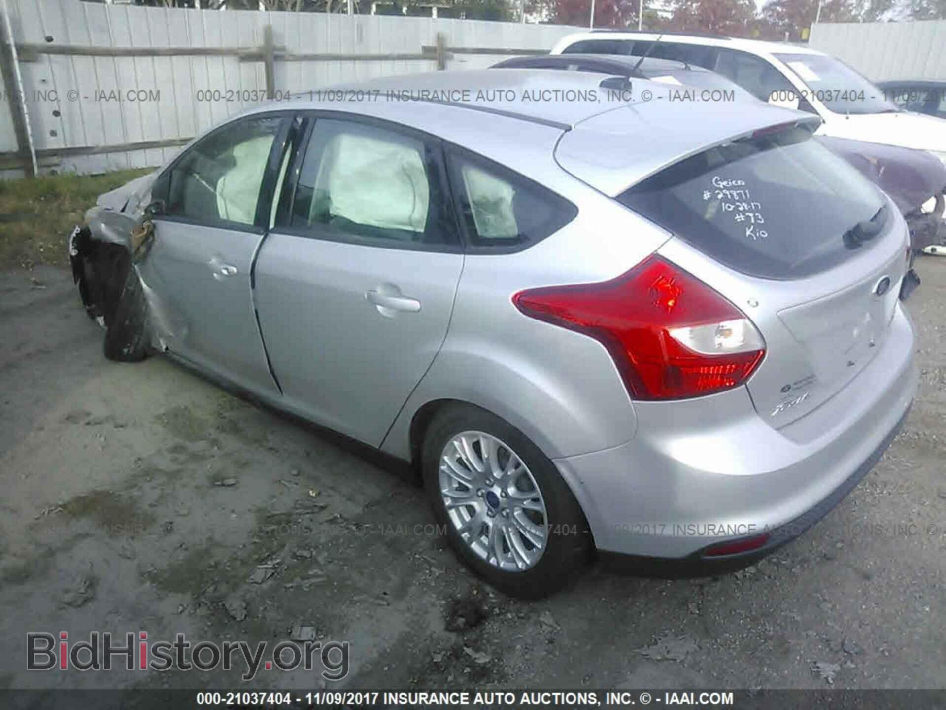2012 Ford Focus - VIN: 1FAHP3K20CL372879 - Photo 3