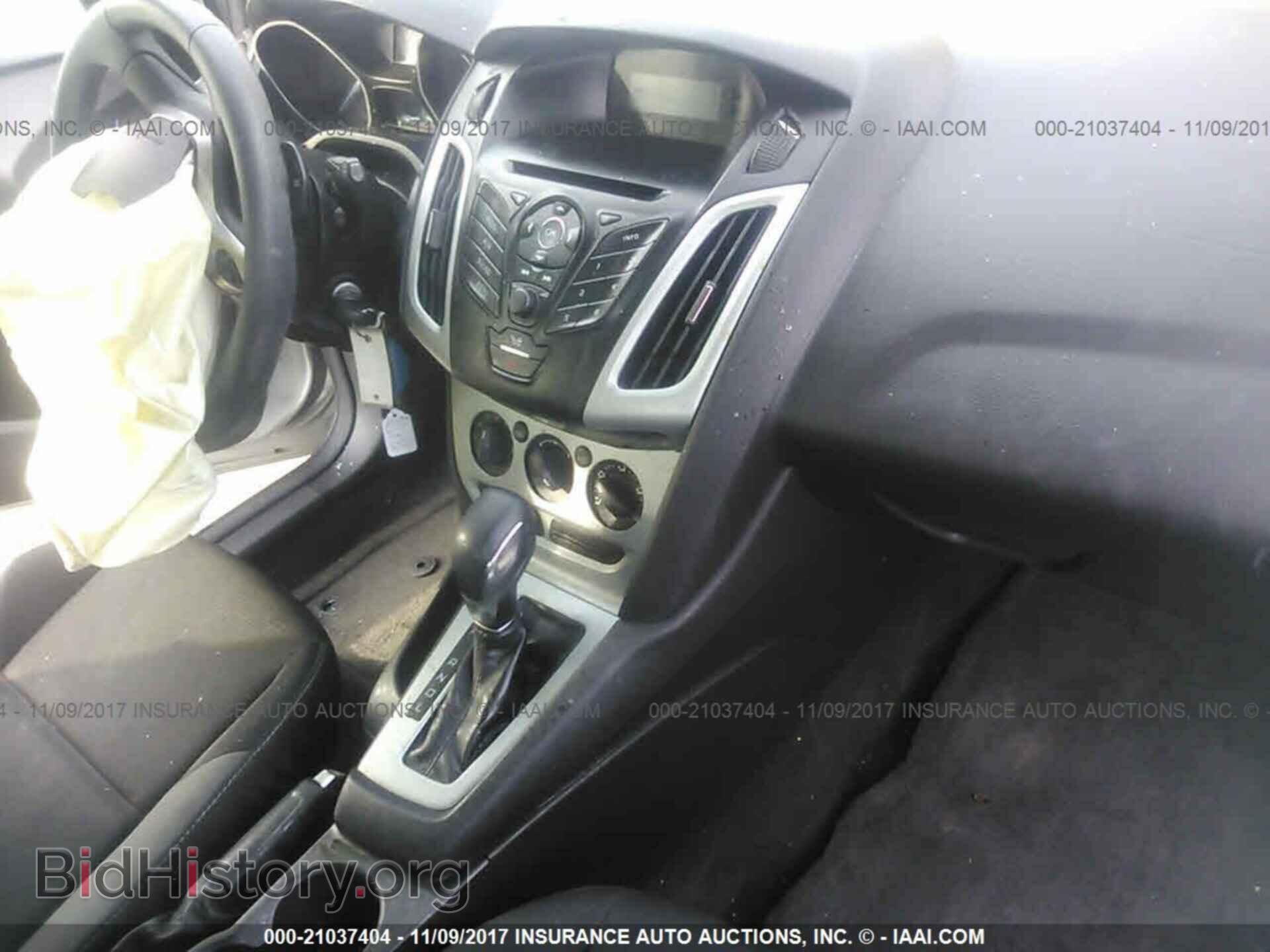 2012 Ford Focus - VIN: 1FAHP3K20CL372879 - Photo 5
