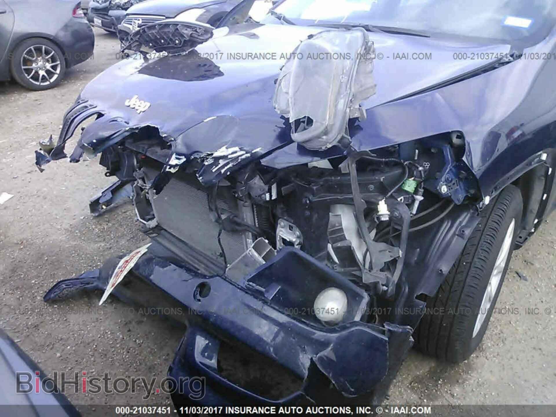 2015 Jeep Cherokee - VIN: 1C4PJLCB7FW620747 - Photo 6