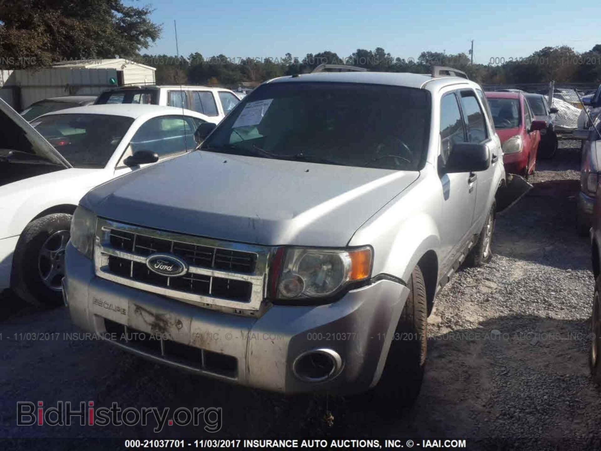 2011 Ford Escape - VIN: 1FMCU0D79BKB66433 - Photo 6