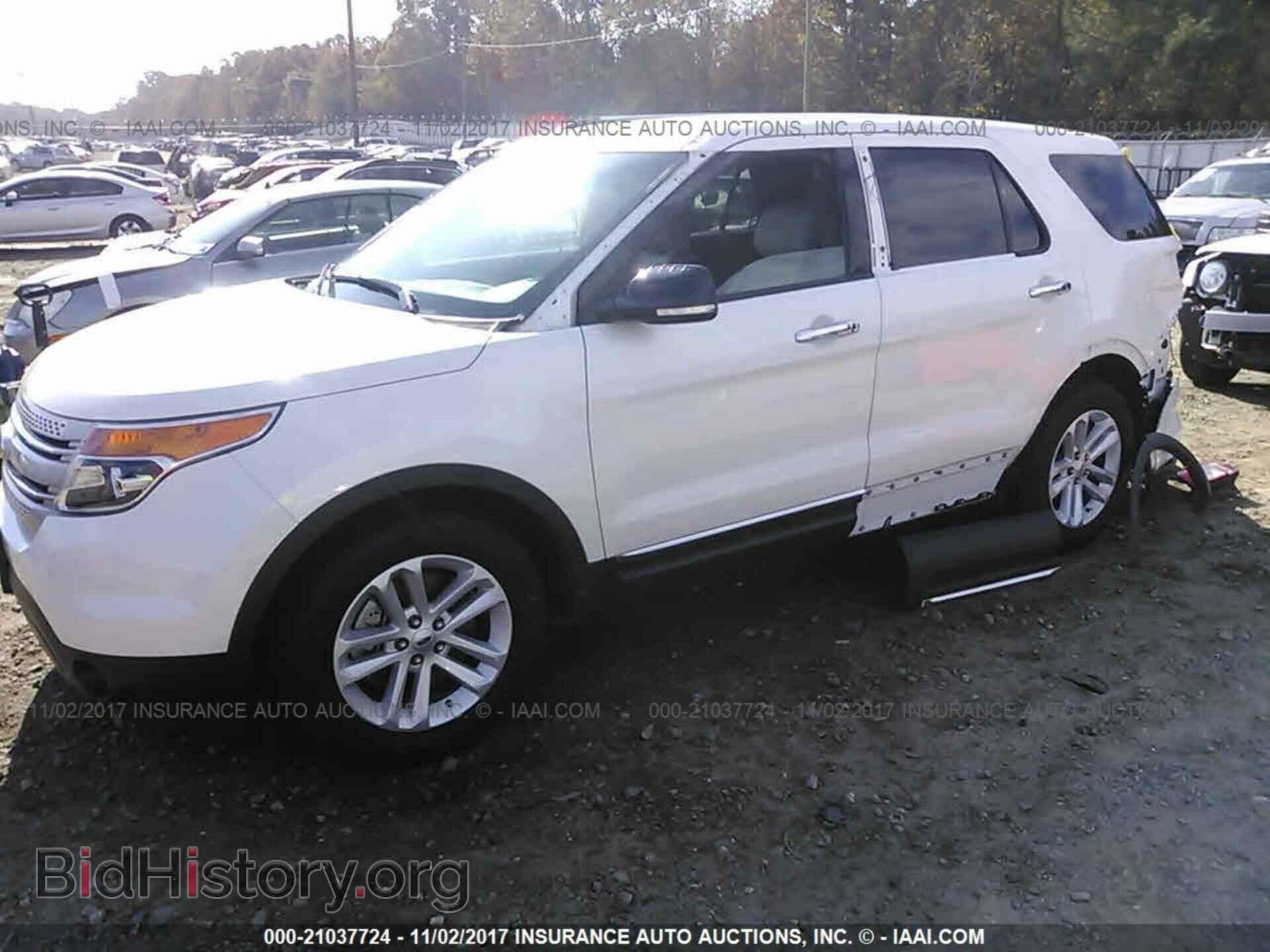 2013 Ford Explorer - VIN: 1FM5K7D88DGB97114 - Фото 2