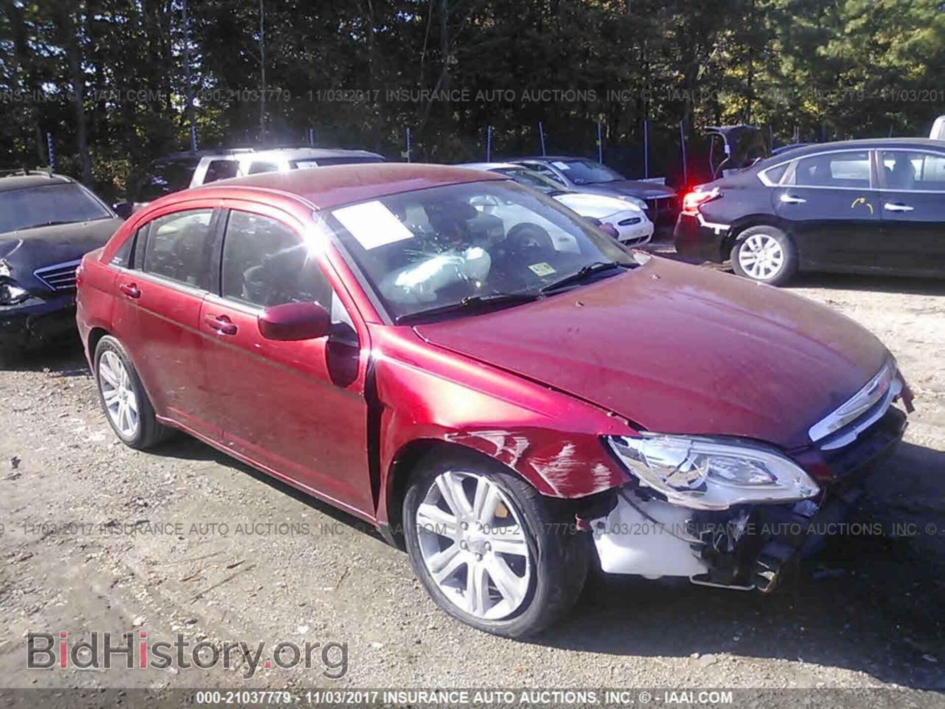 Photo 1C3CCBAB8DN671297 - Chrysler 200 2013