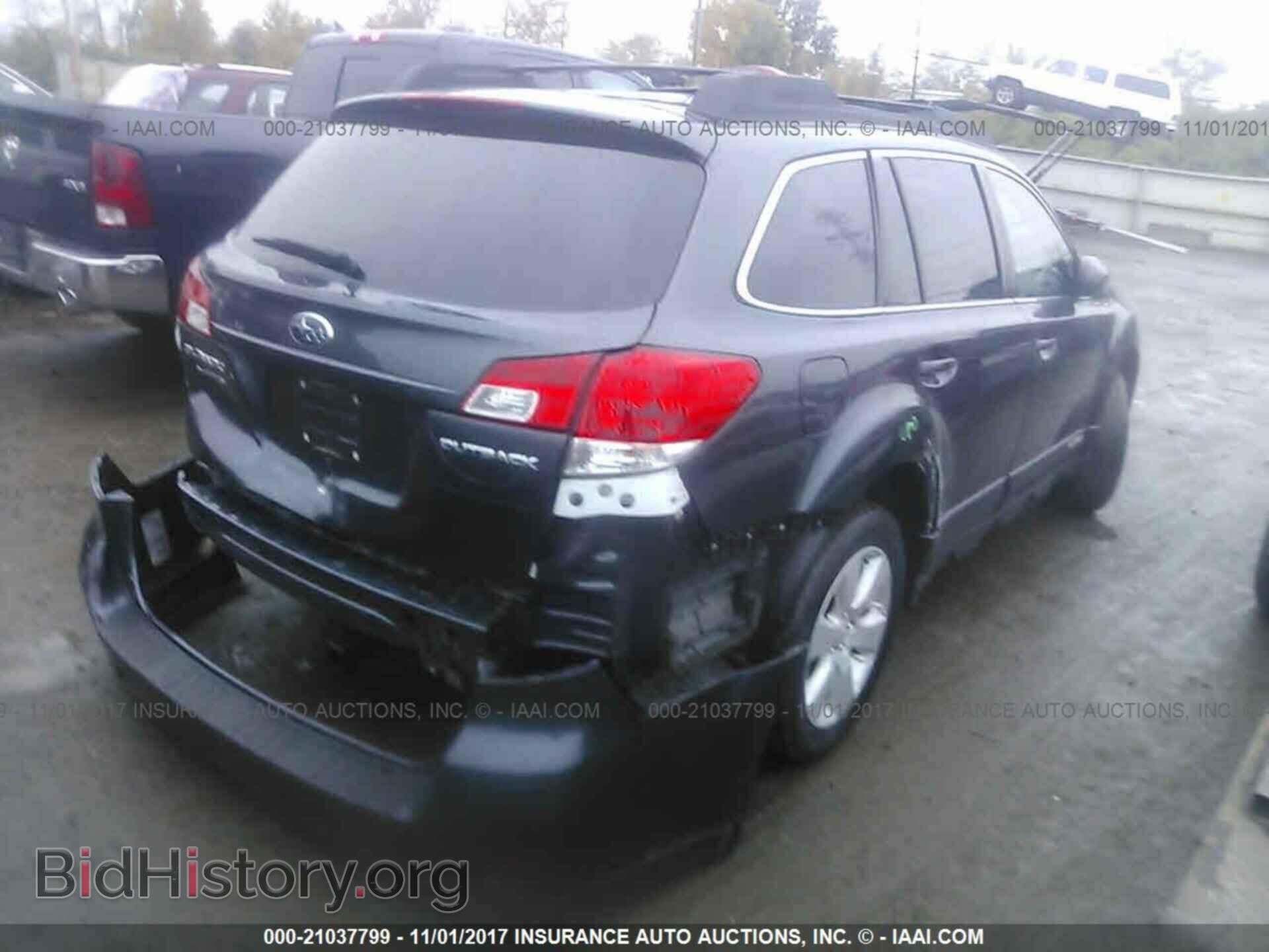 2011 Subaru Outback - VIN: 4S4BRCCC2B3410740 - Фото 4