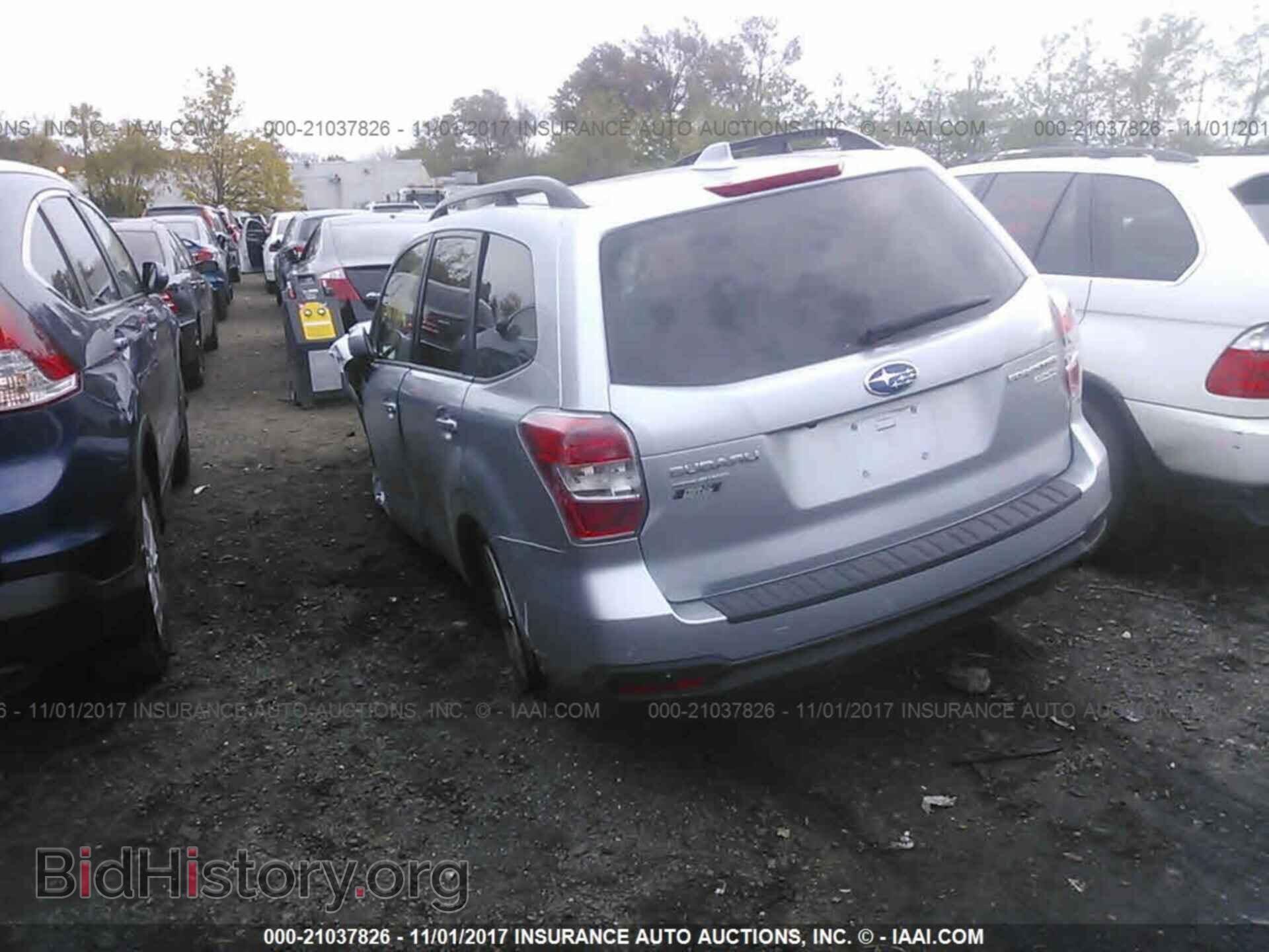 2016 Subaru Forester - VIN: JF2SJADC8GH411174 - Фото 3