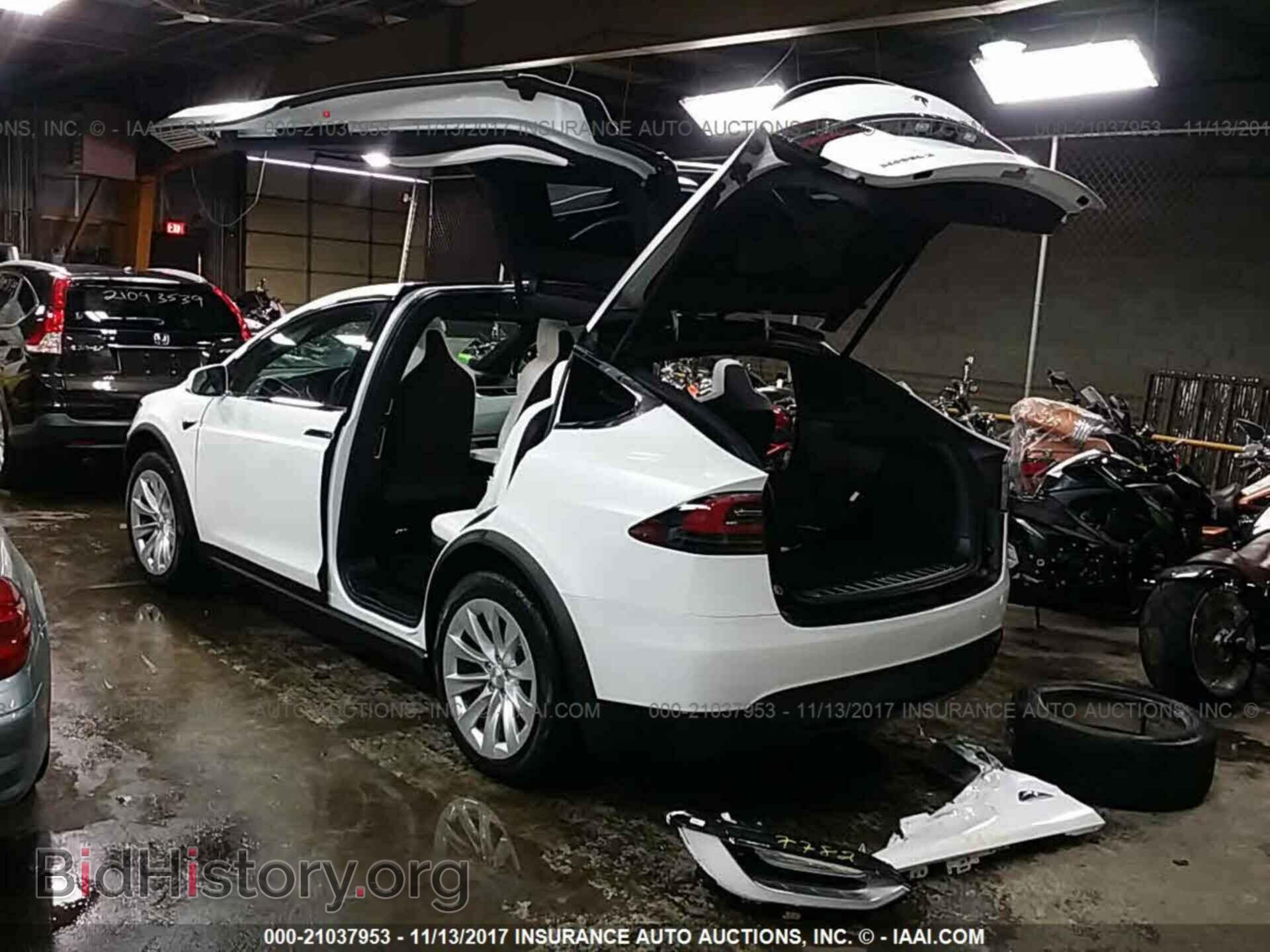 2017 Tesla Model x - VIN: 5YJXCDE2XHF068651 - Фото 3