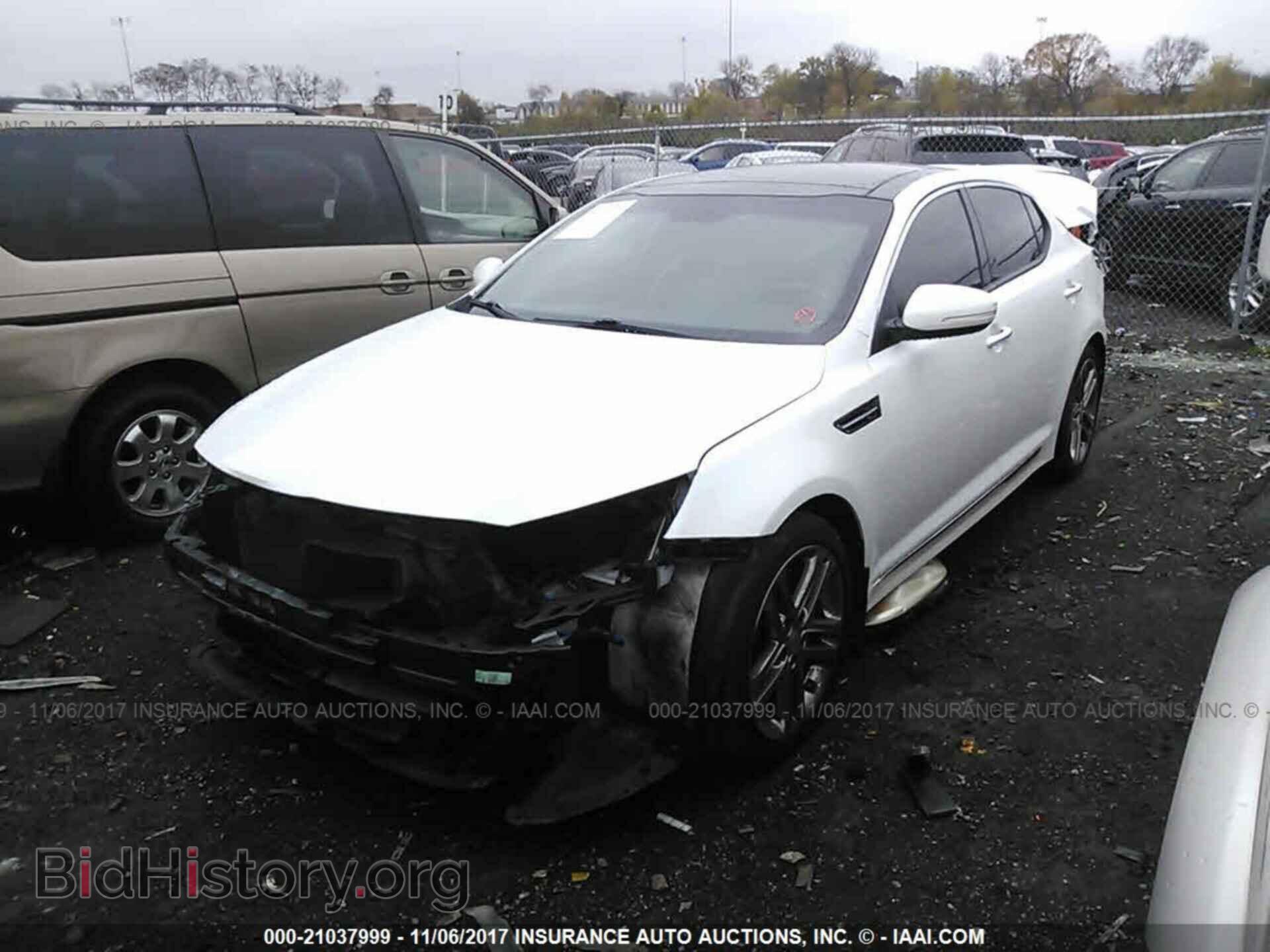 2013 Kia Optima - VIN: 5XXGR4A62DG208304 - Photo 2