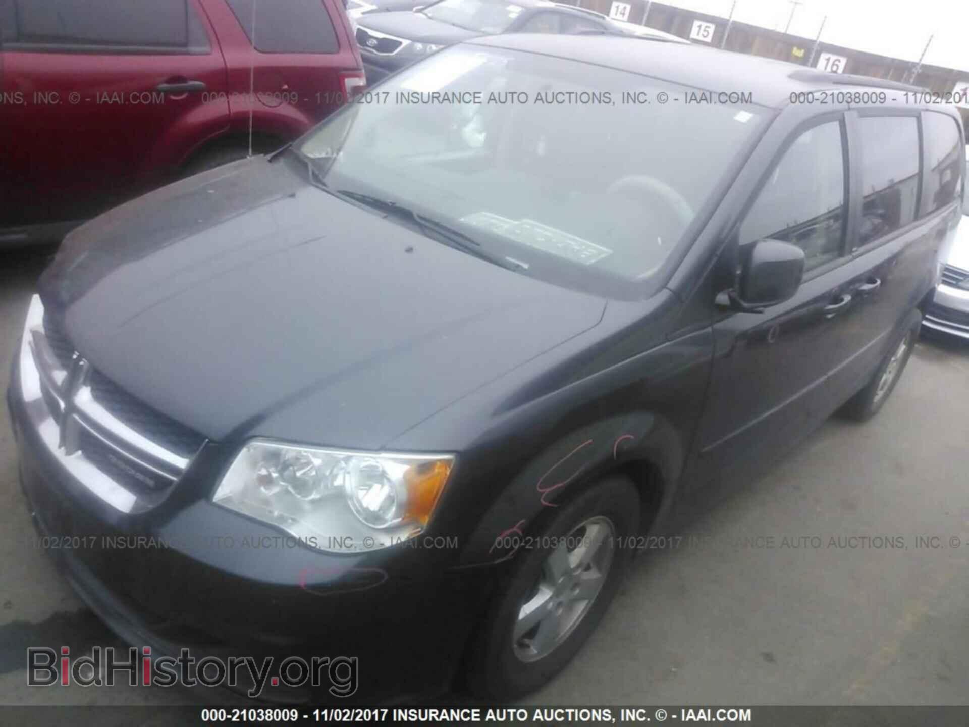 2011 Dodge Grand caravan - VIN: 2D4RN3DG7BR728895 - Фото 2