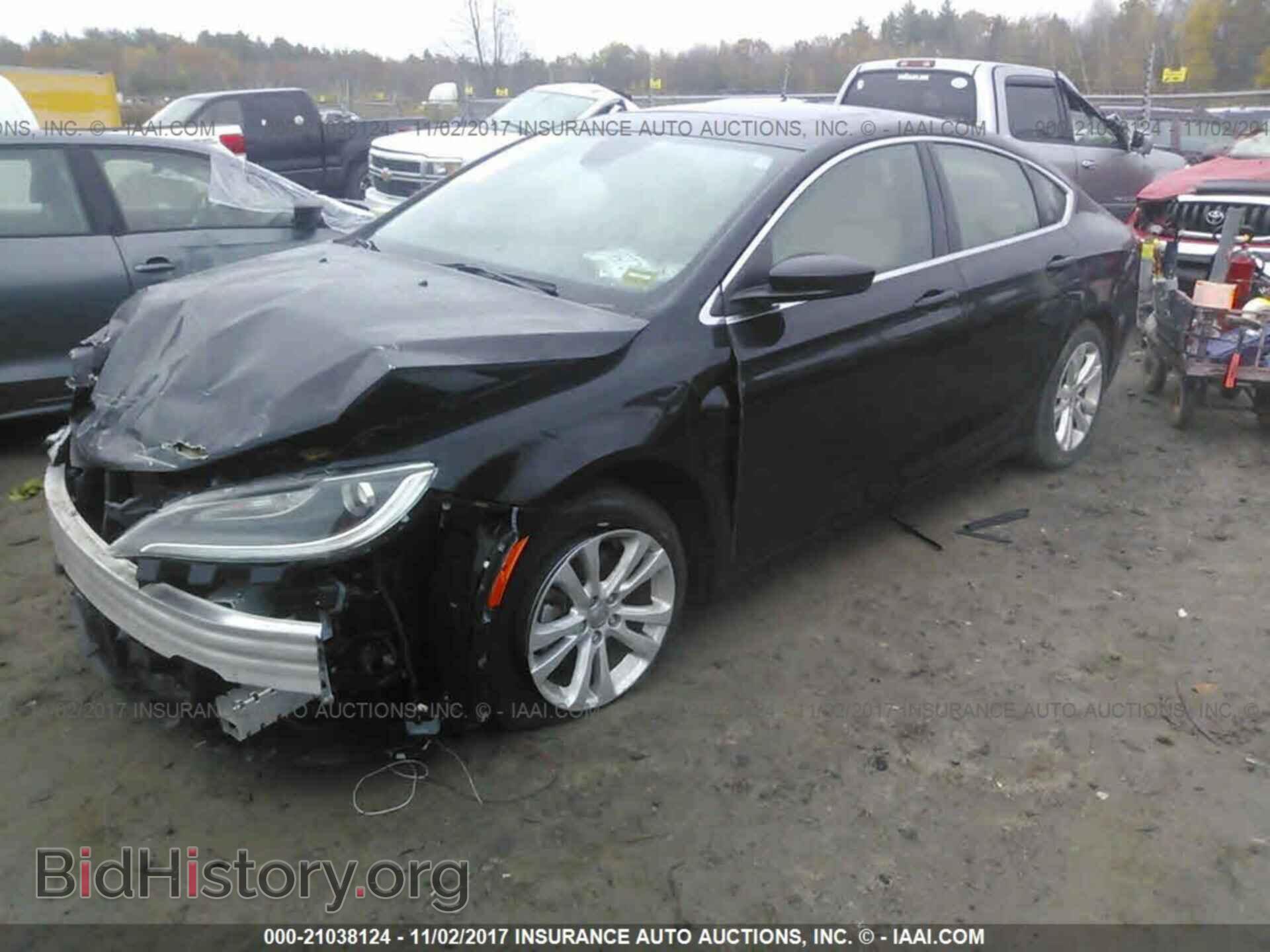 2015 Chrysler 200 - VIN: 1C3CCCAB3FN538021 - Фото 2