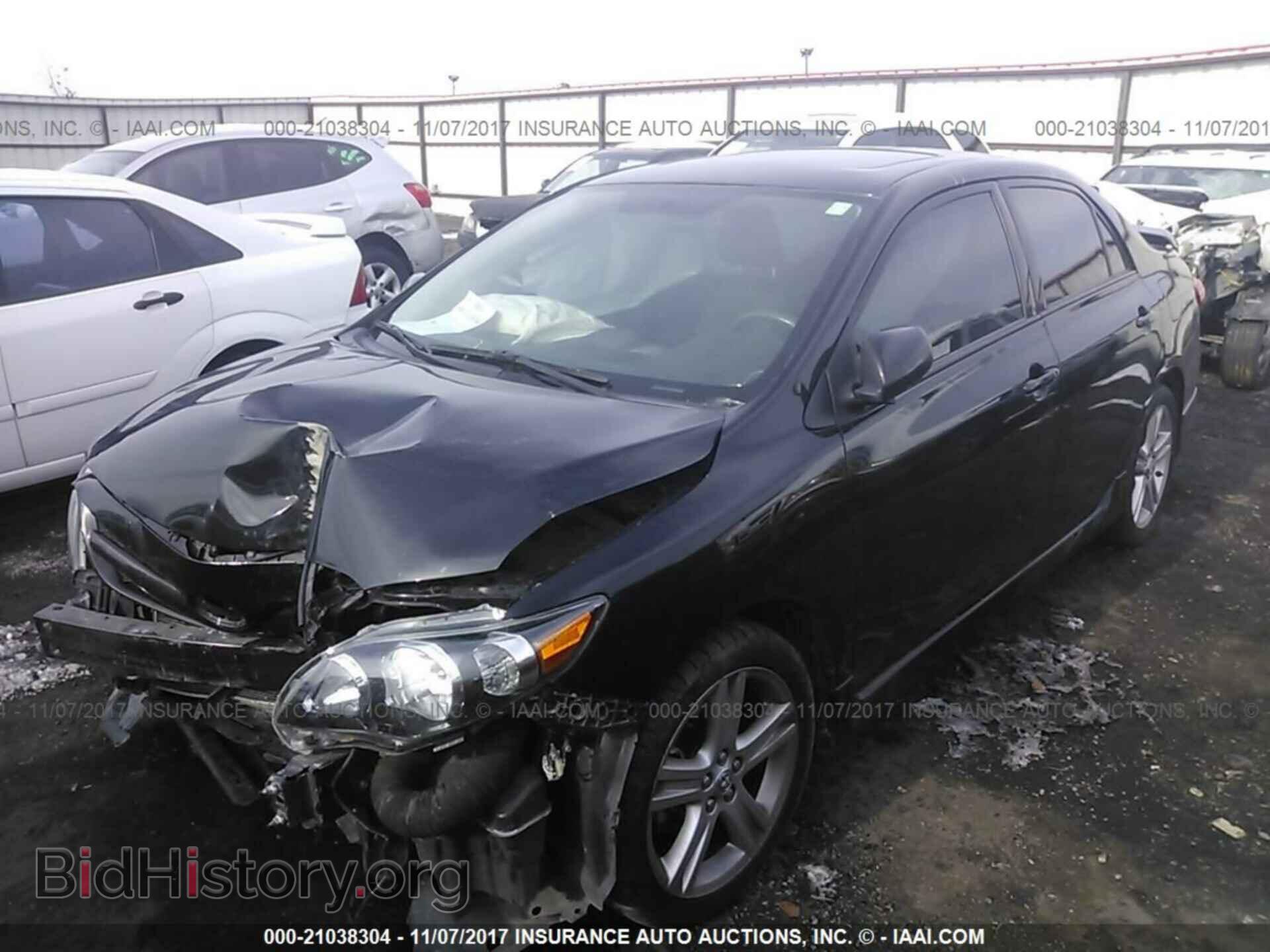 2013 Toyota Corolla - VIN: 2T1BU4EE5DC046752 - Фото 2