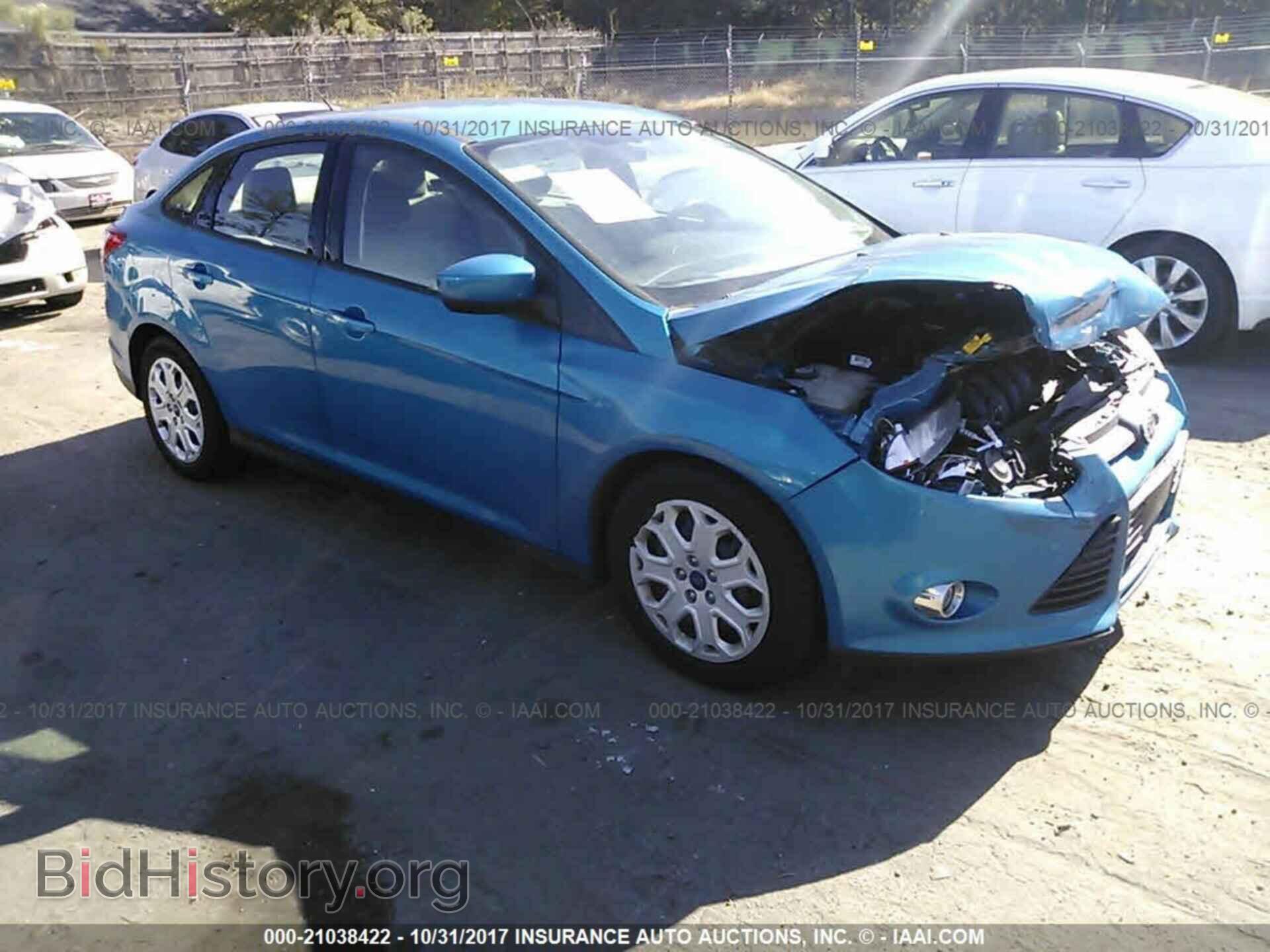 Photo 1FAHP3F25CL472731 - Ford Focus 2012