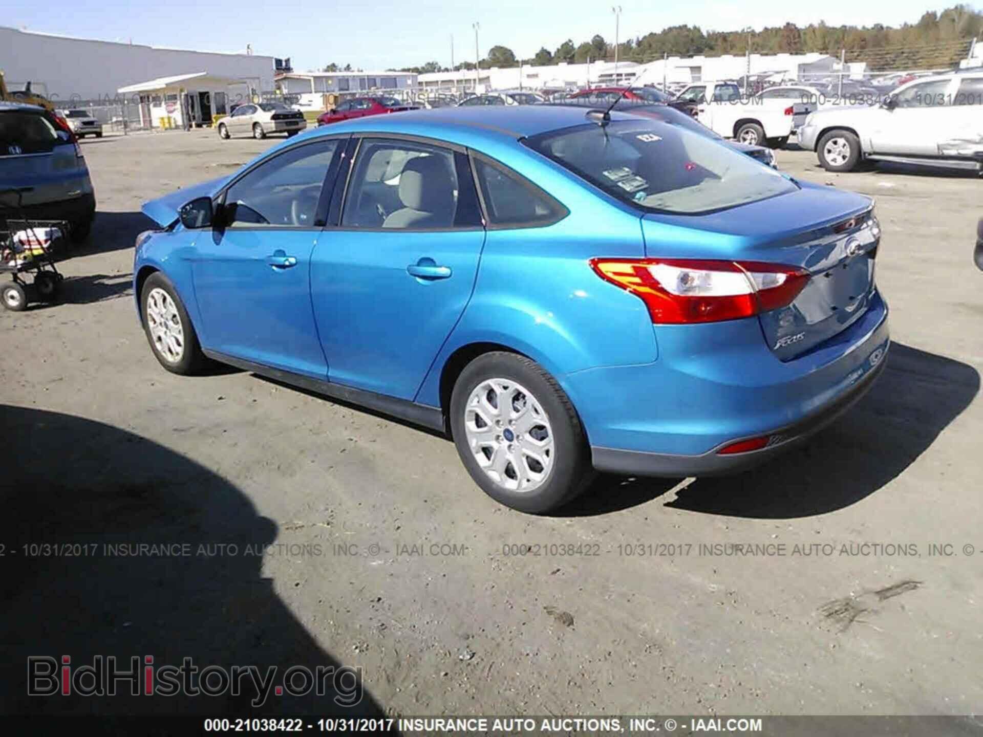 2012 Ford Focus - VIN: 1FAHP3F25CL472731 - Photo 3