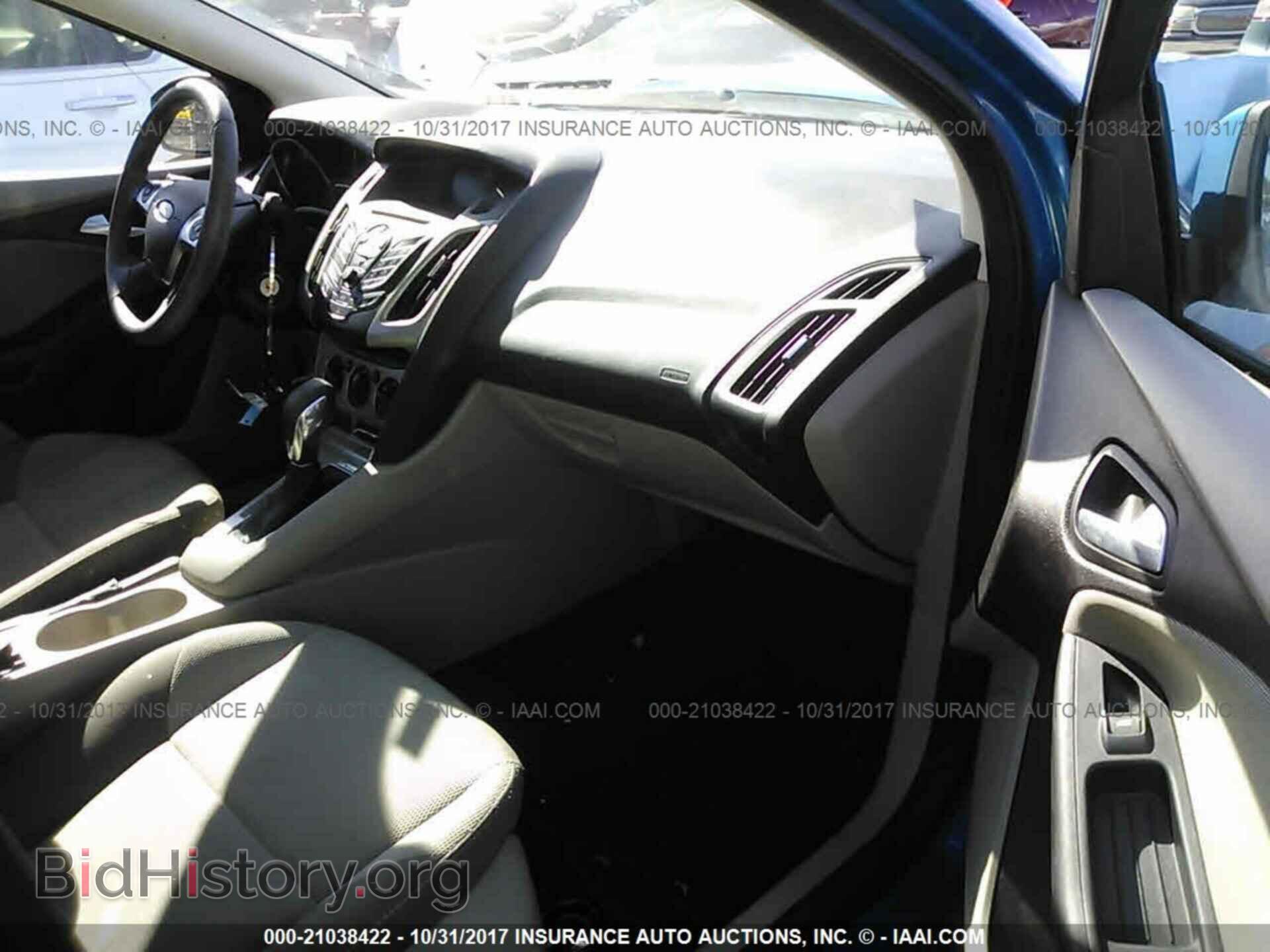 2012 Ford Focus - VIN: 1FAHP3F25CL472731 - Photo 5