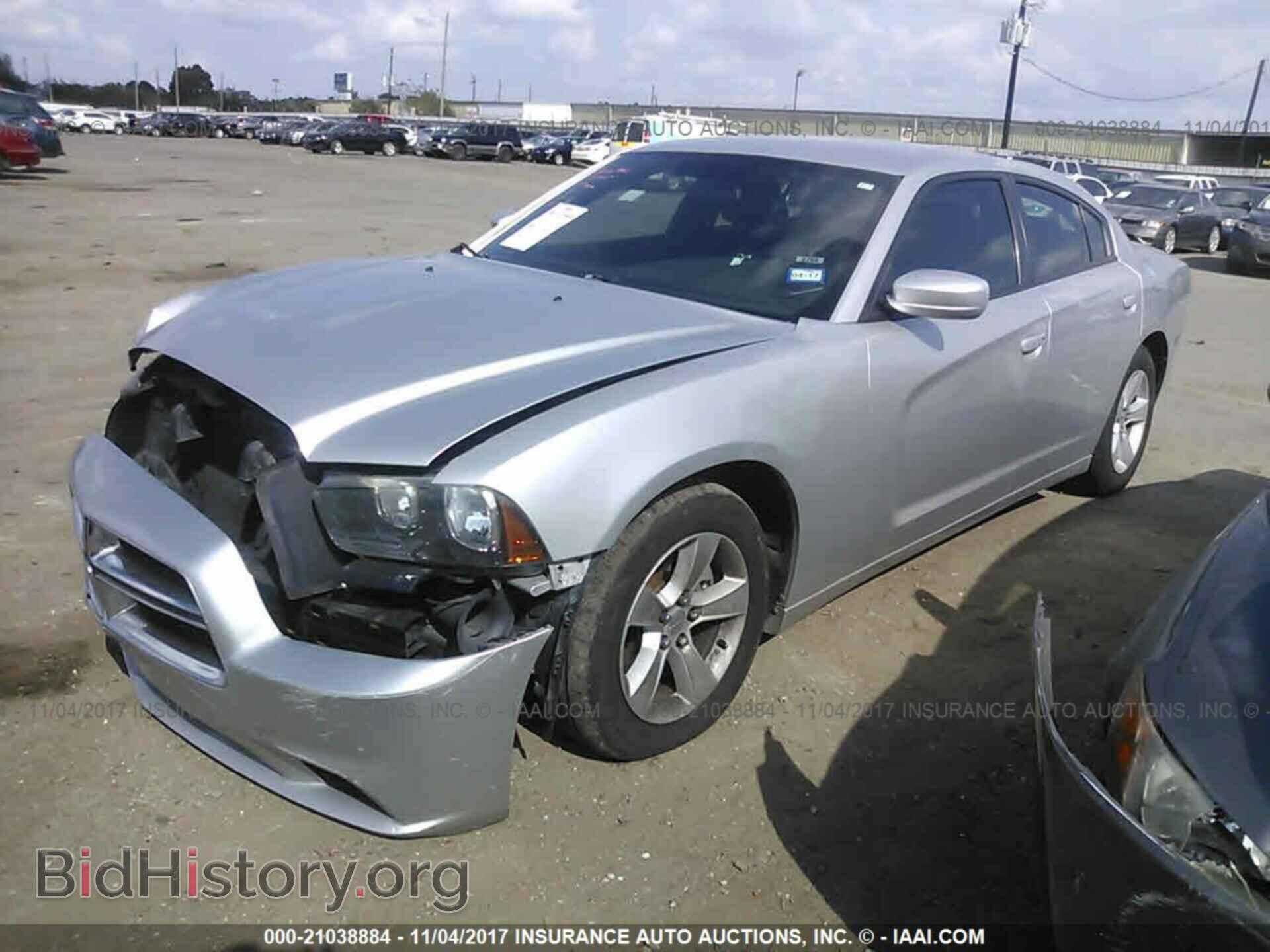2012 Dodge Charger - VIN: 2C3CDXBG2CH158641 - Фото 2