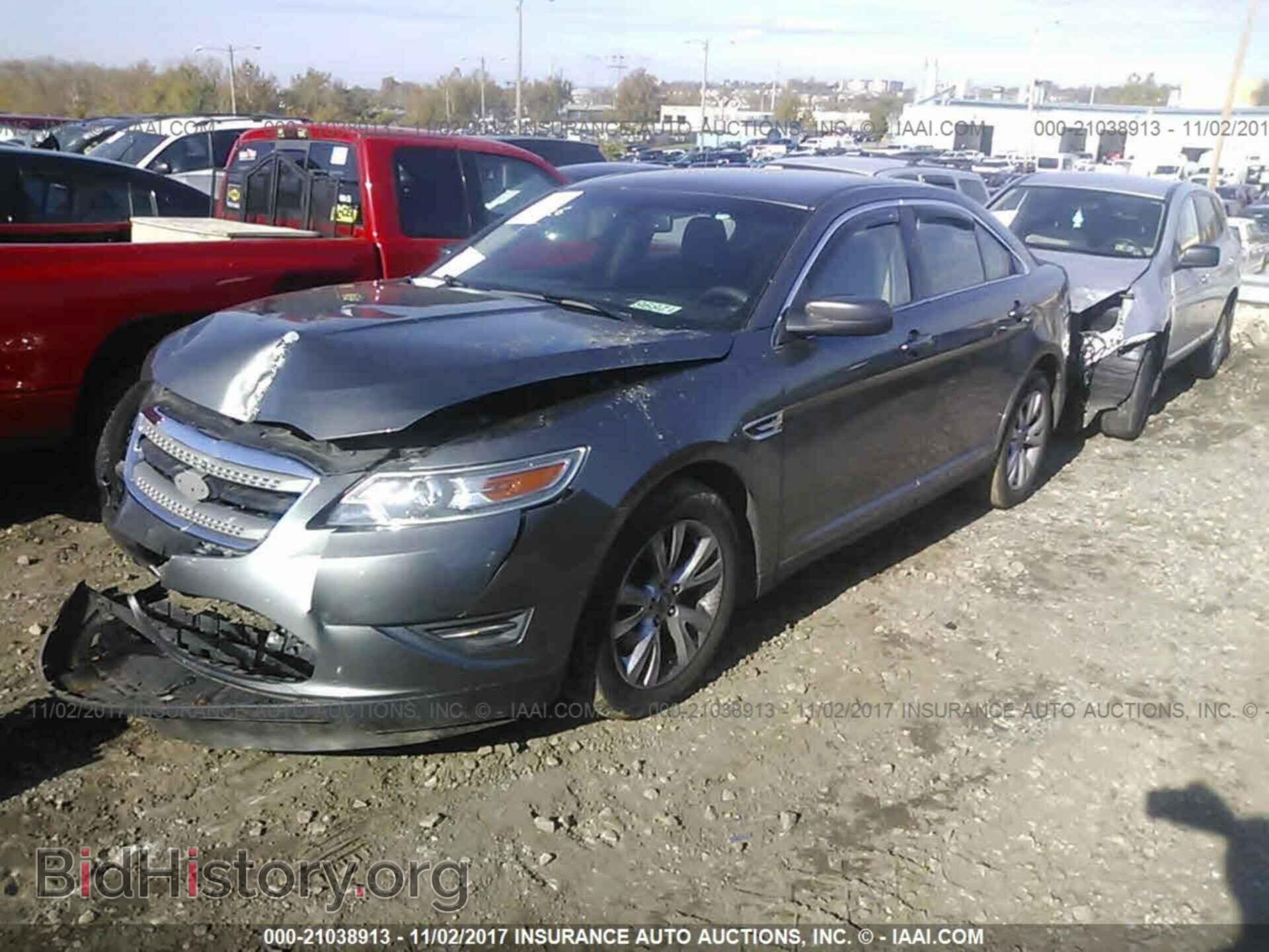 2011 FORD TAURUS - VIN: 1FAHP2EW3BG134220 - Photo 2
