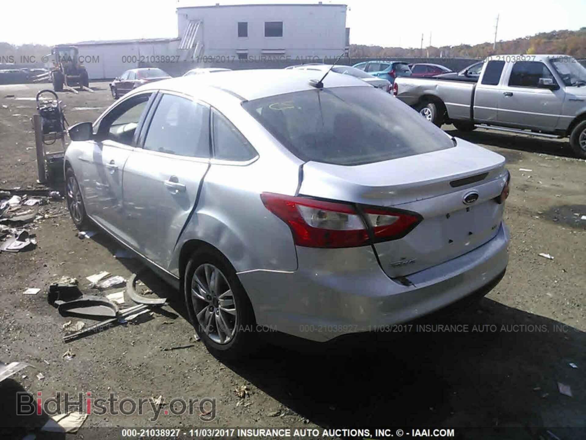 2012 Ford Focus - VIN: 1FAHP3H25CL358029 - Photo 3