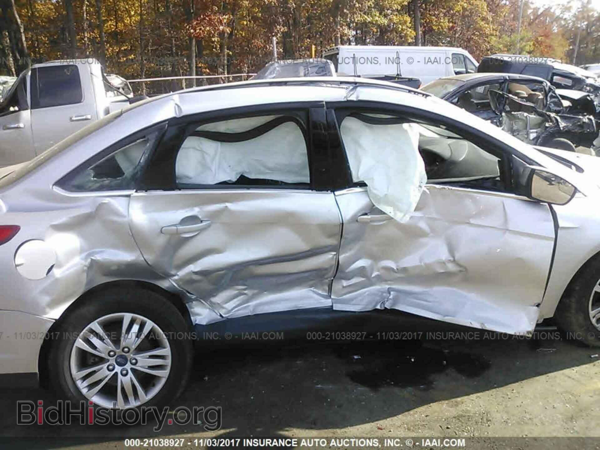 2012 Ford Focus - VIN: 1FAHP3H25CL358029 - Photo 6