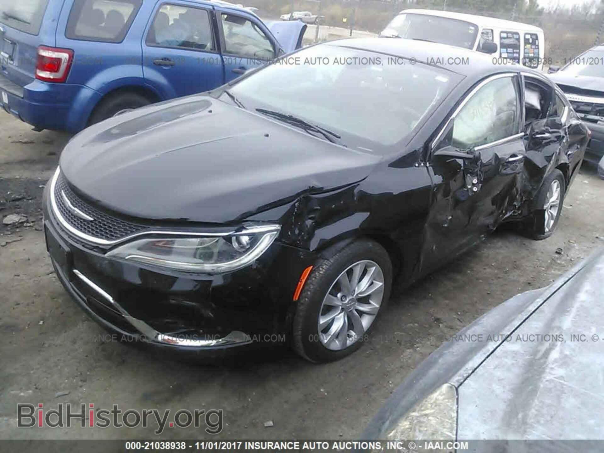 2015 Chrysler 200 - VIN: 1C3CCCCB6FN556669 - Photo 2