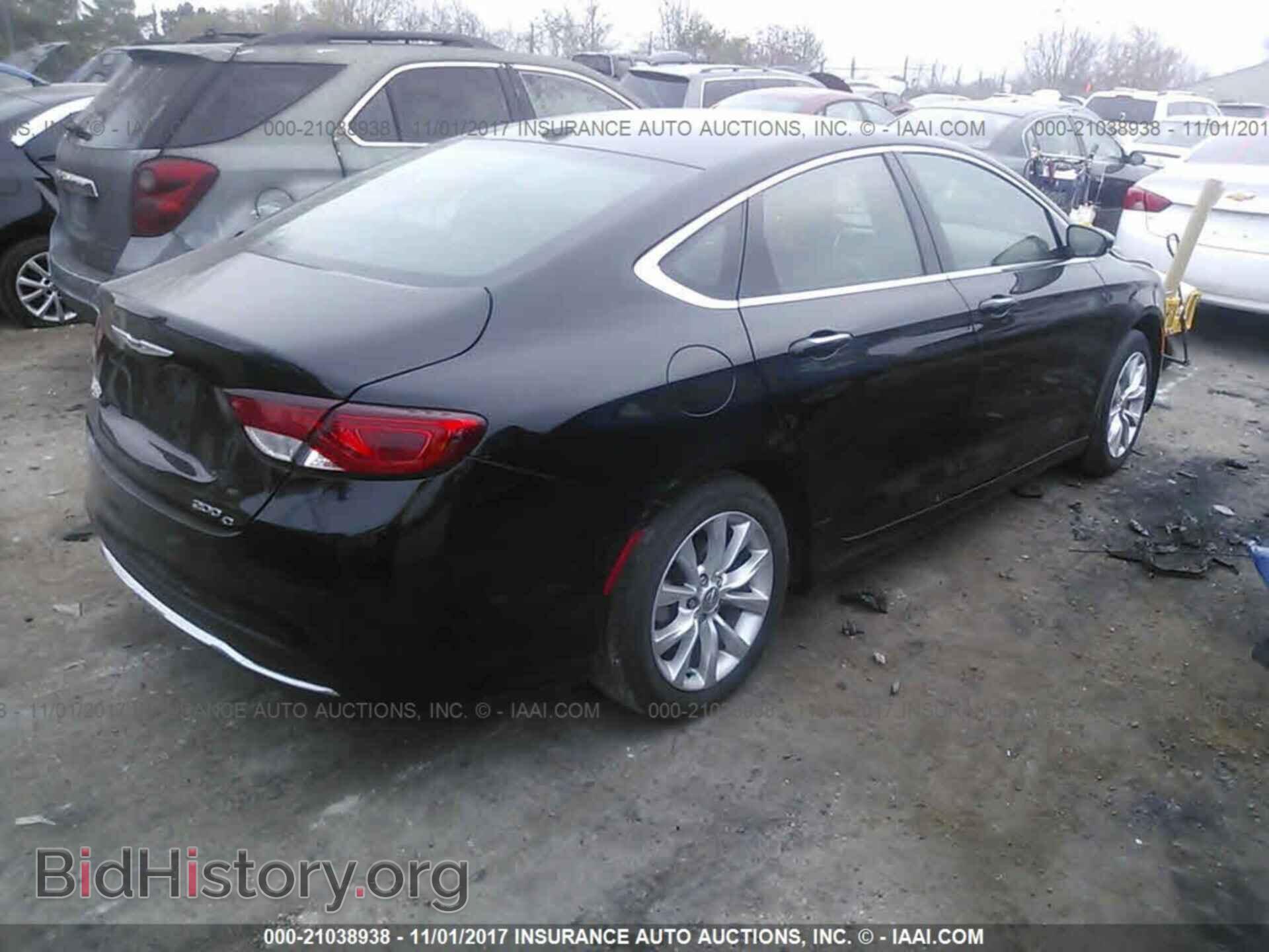2015 Chrysler 200 - VIN: 1C3CCCCB6FN556669 - Photo 4
