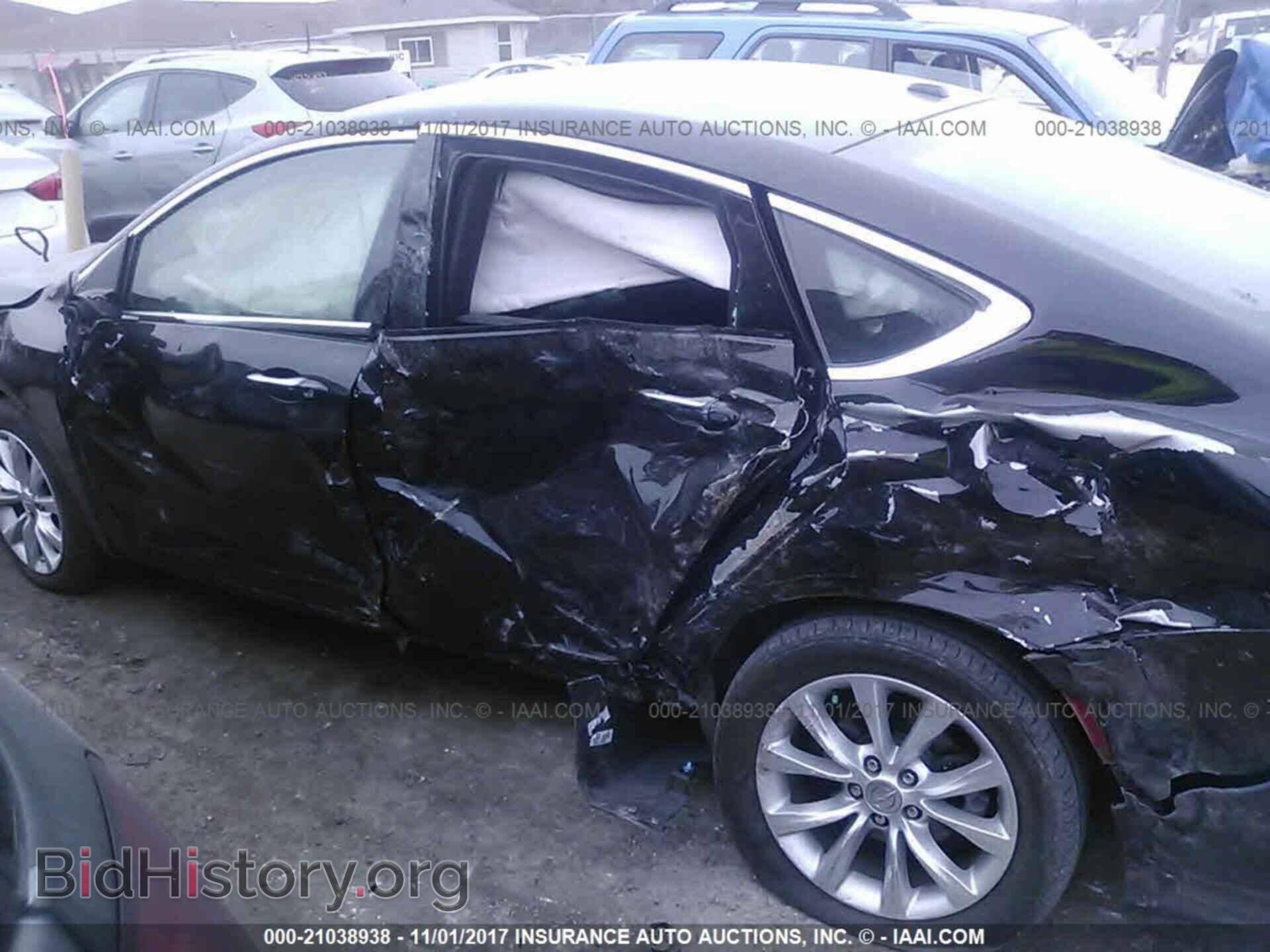 2015 Chrysler 200 - VIN: 1C3CCCCB6FN556669 - Photo 6