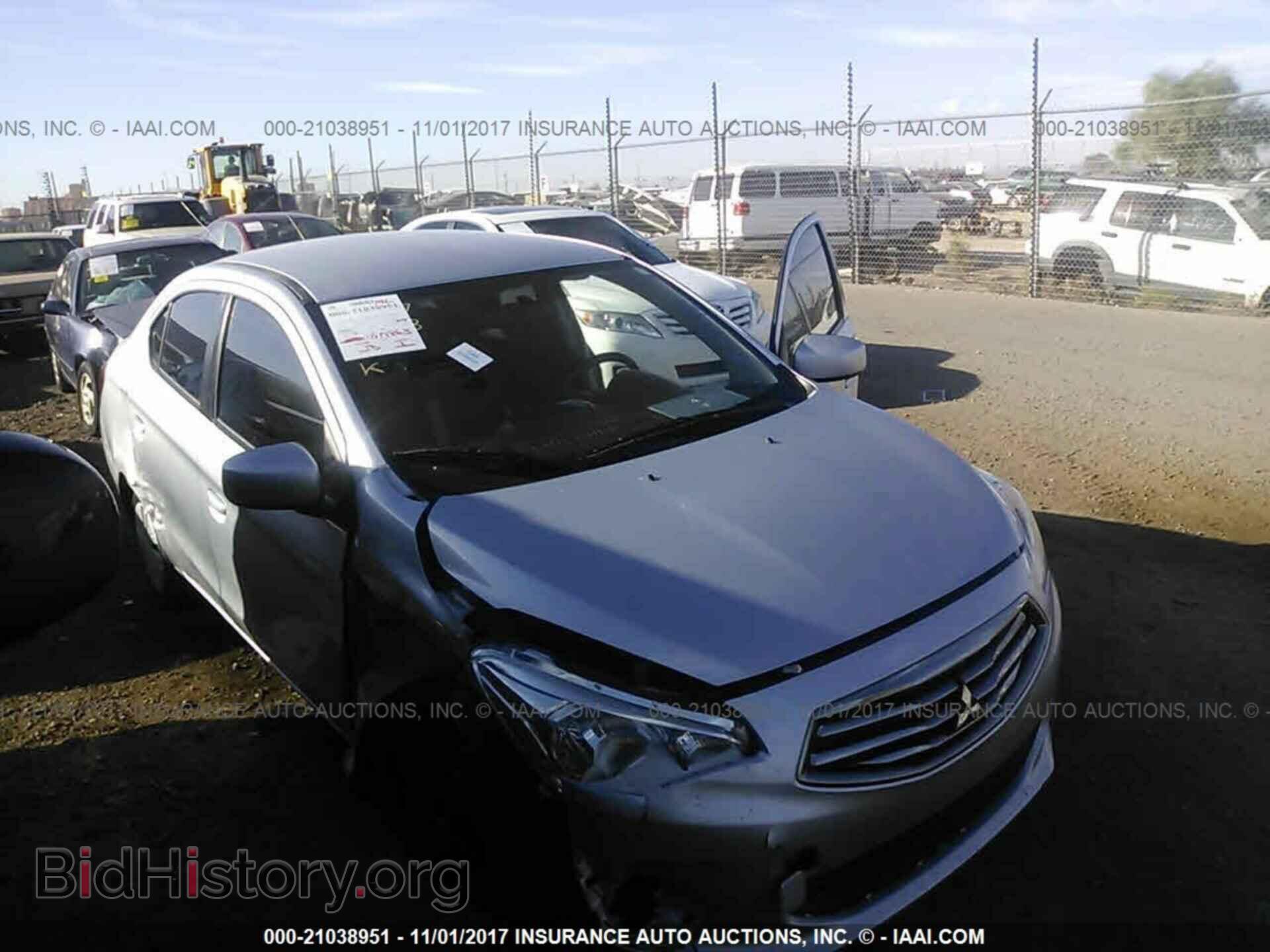 Photo ML32F3FJXHHF07046 - Mitsubishi Mirage 2017