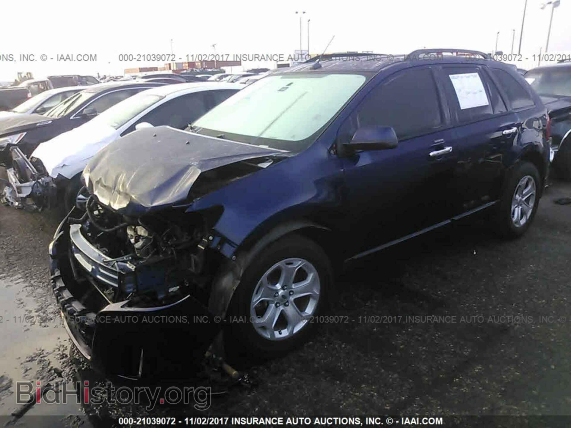 2011 Ford Edge - VIN: 2FMDK3JC7BBB26035 - Photo 2