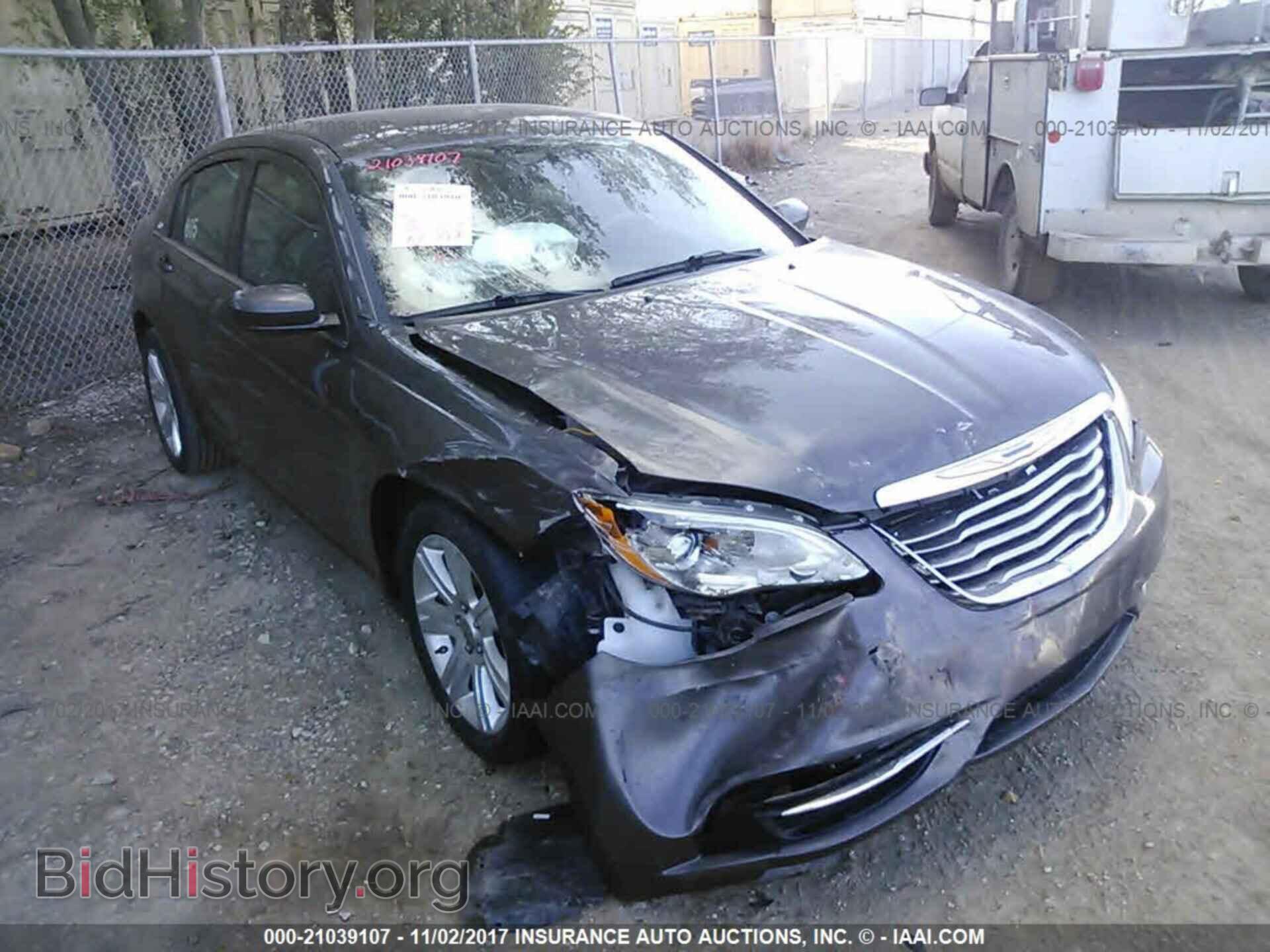 Photo 1C3CCBBB7EN192515 - Chrysler 200 2014