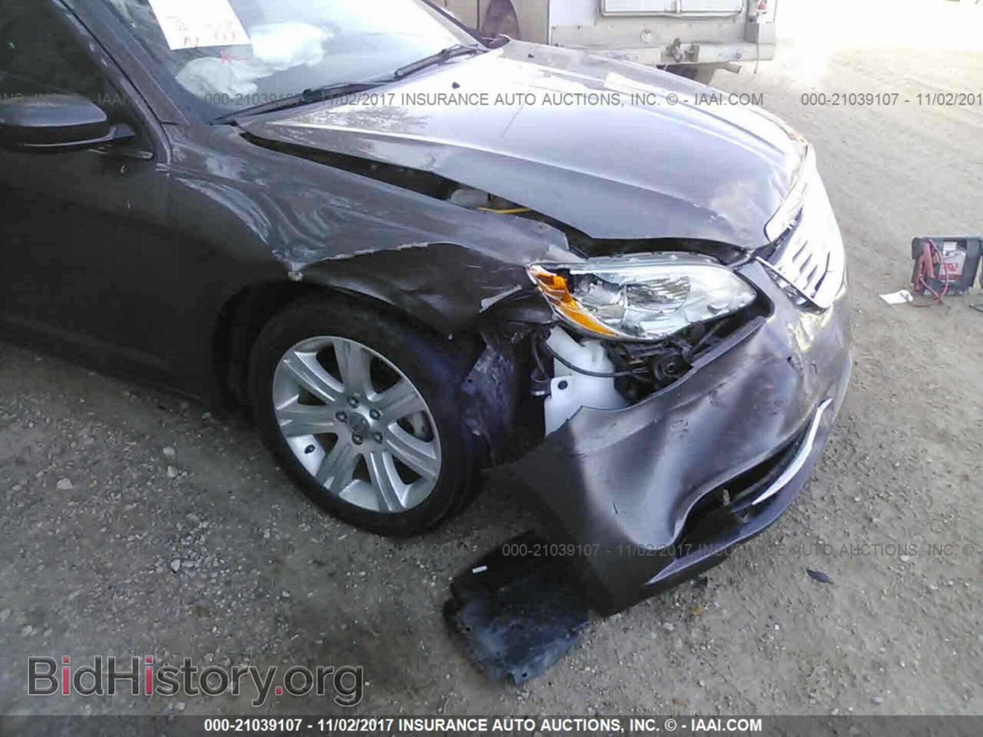 2014 Chrysler 200 - VIN: 1C3CCBBB7EN192515 - Photo 6