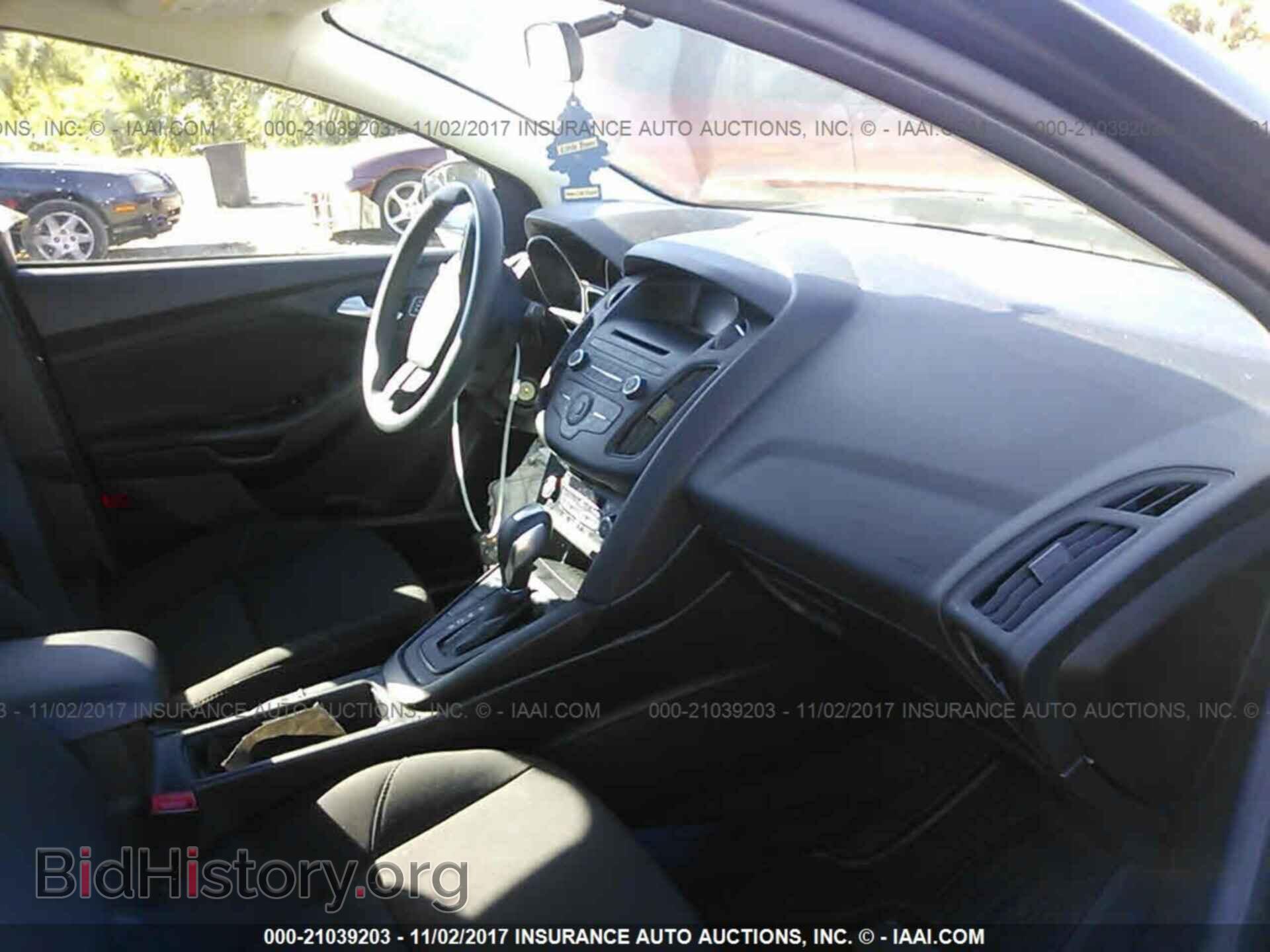 2016 Ford Focus - VIN: 1FADP3FE2GL382046 - Фото 5
