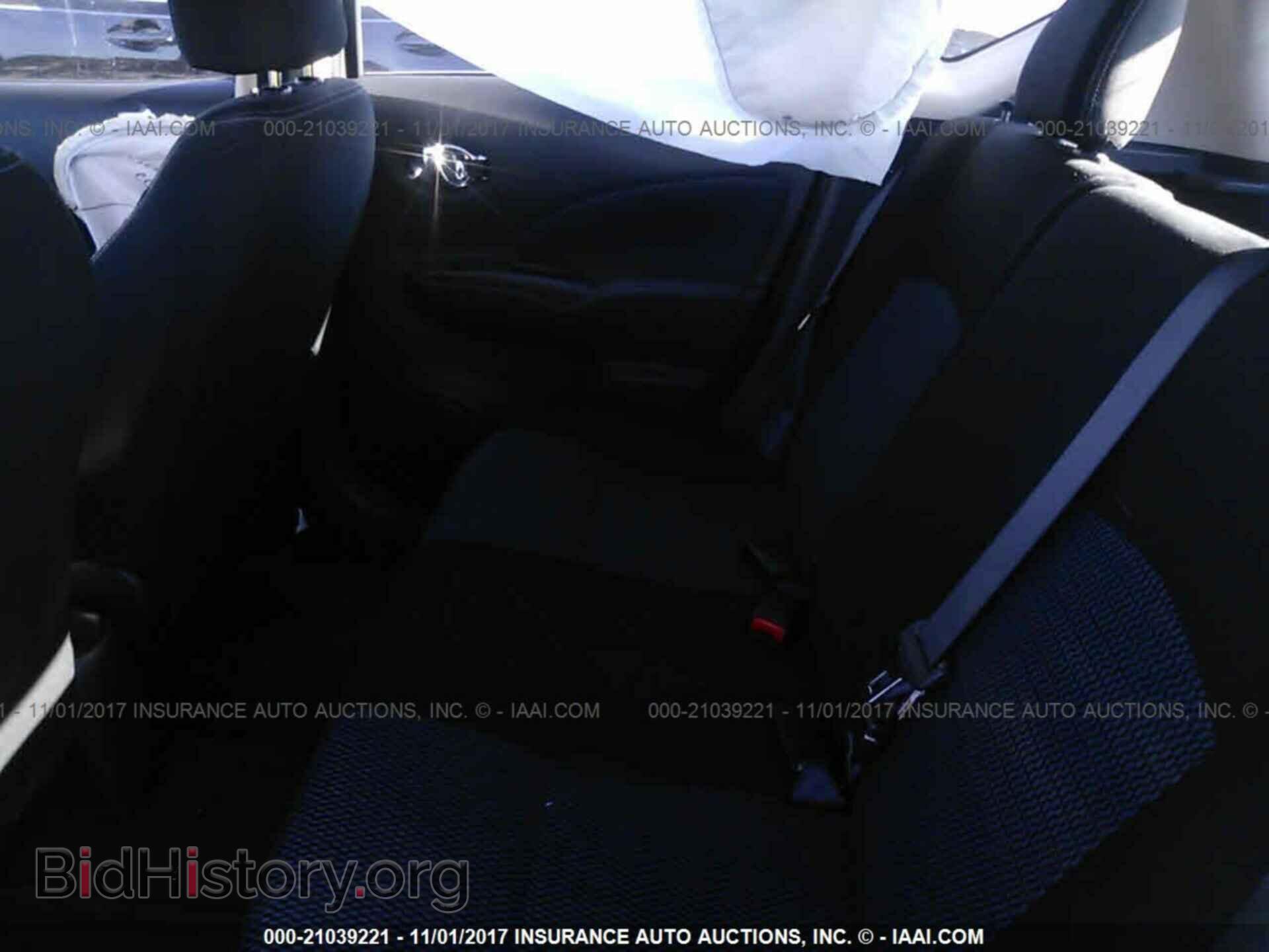 2016 Nissan Versa note - VIN: 3N1CE2CP5GL370766 - Фото 8