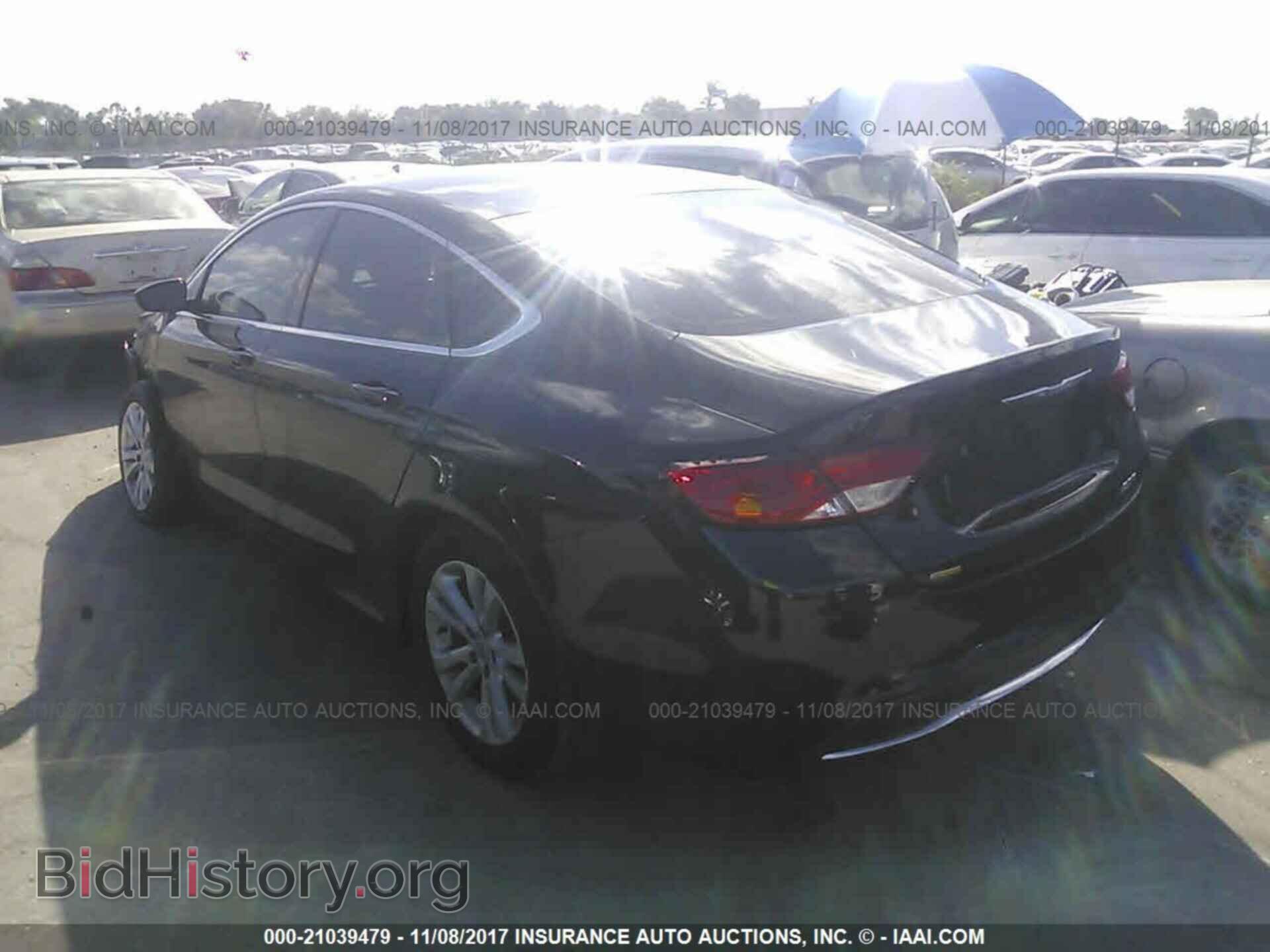 2015 Chrysler 200 - VIN: 1C3CCCAB7FN577890 - Фото 3
