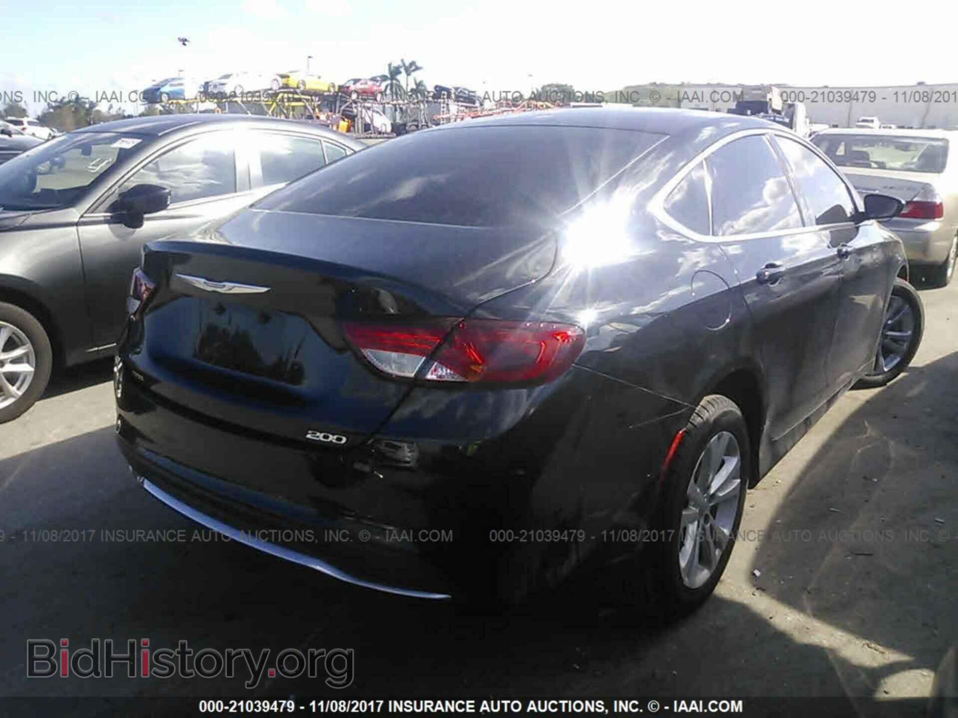 2015 Chrysler 200 - VIN: 1C3CCCAB7FN577890 - Фото 4