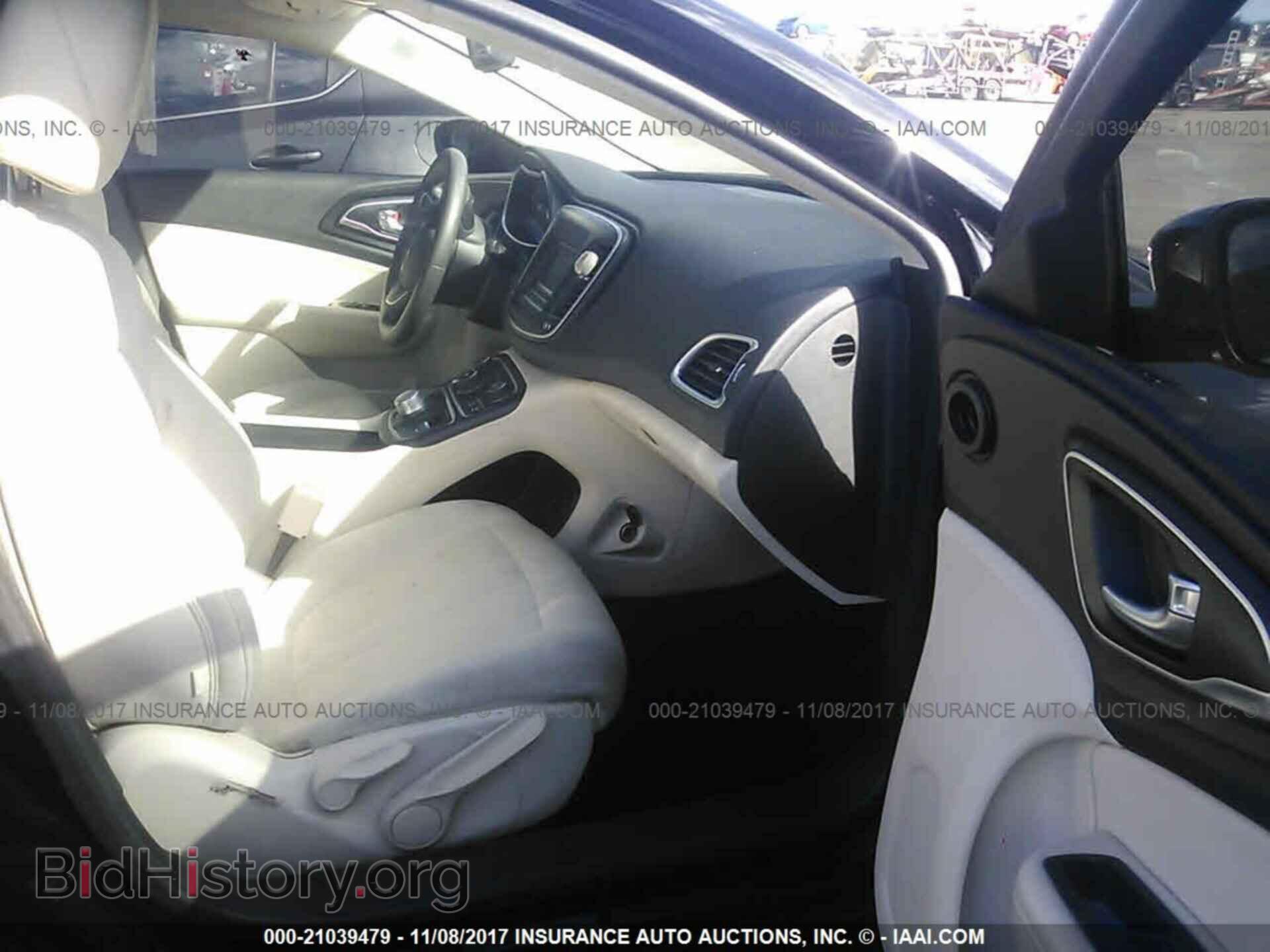 2015 Chrysler 200 - VIN: 1C3CCCAB7FN577890 - Фото 5